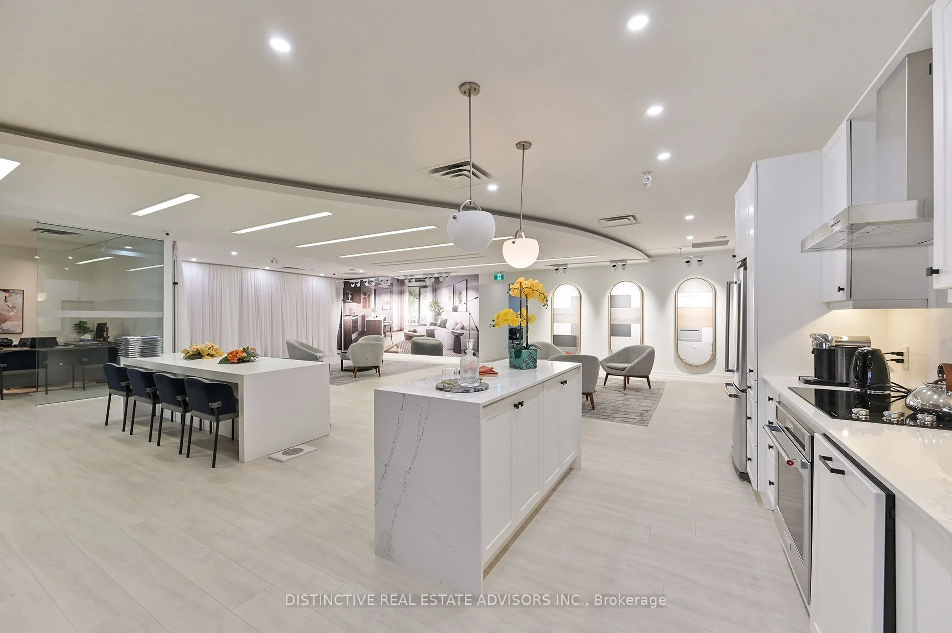 3605 Lake Shore Boulevard W
