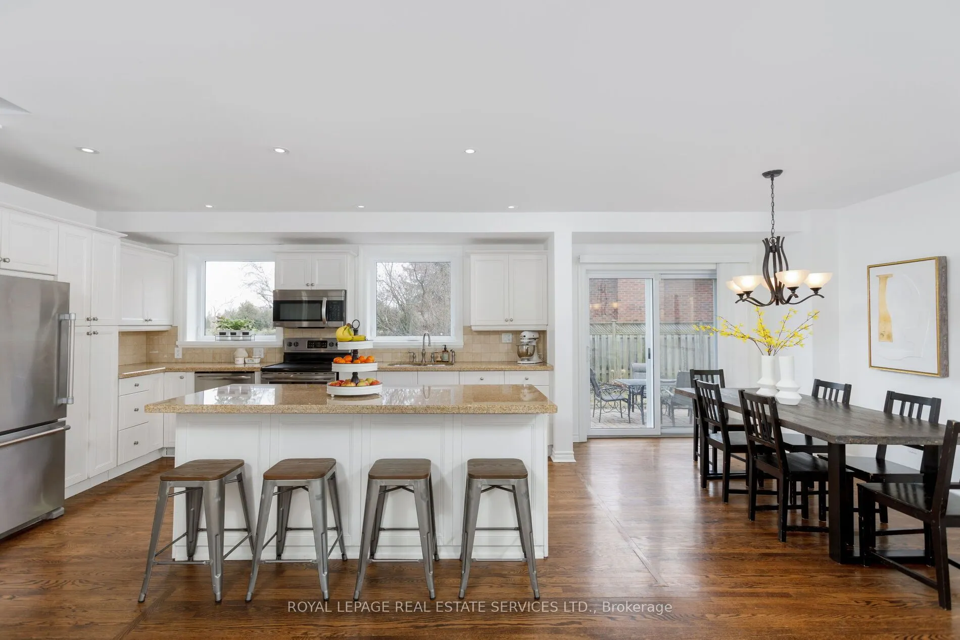 2088 Saxon Road