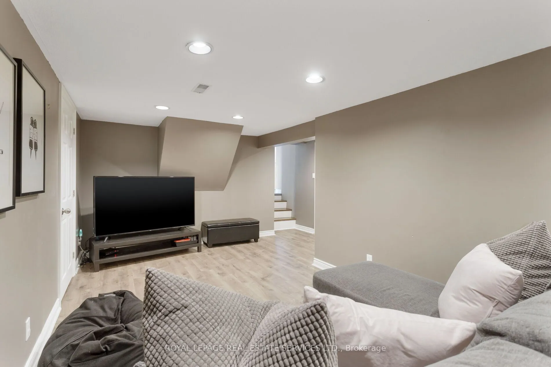 2088 Saxon Road