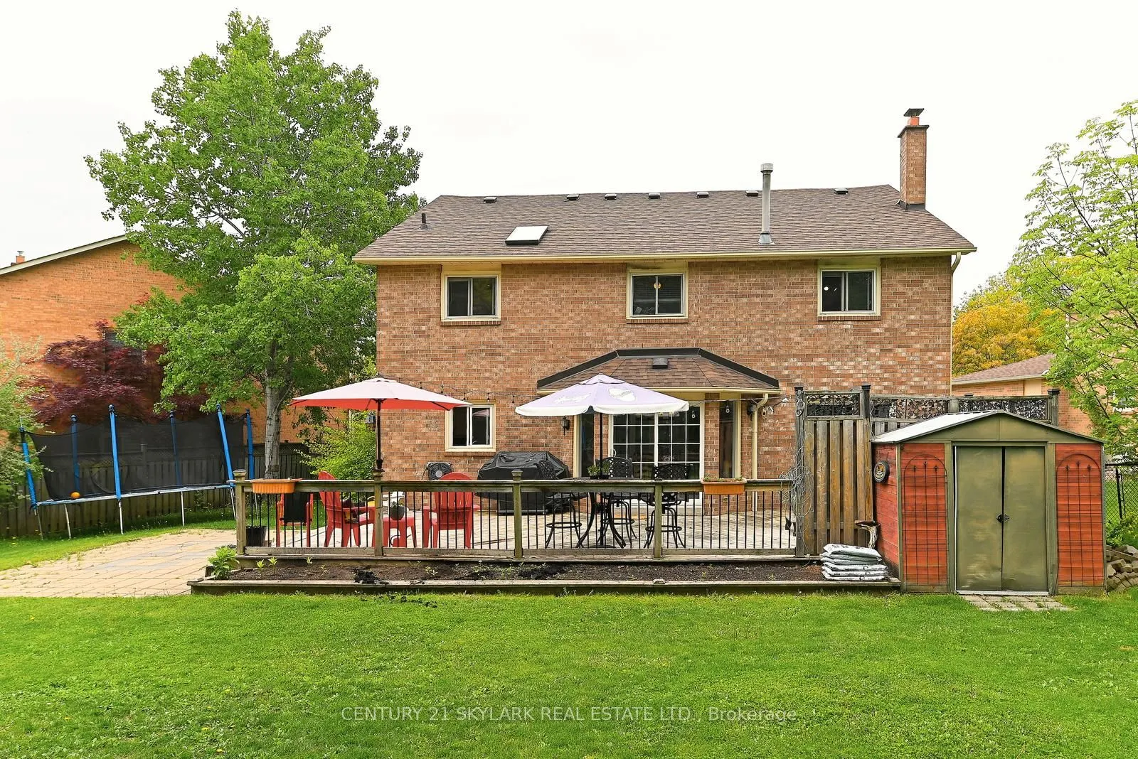 33 Hathaway Court