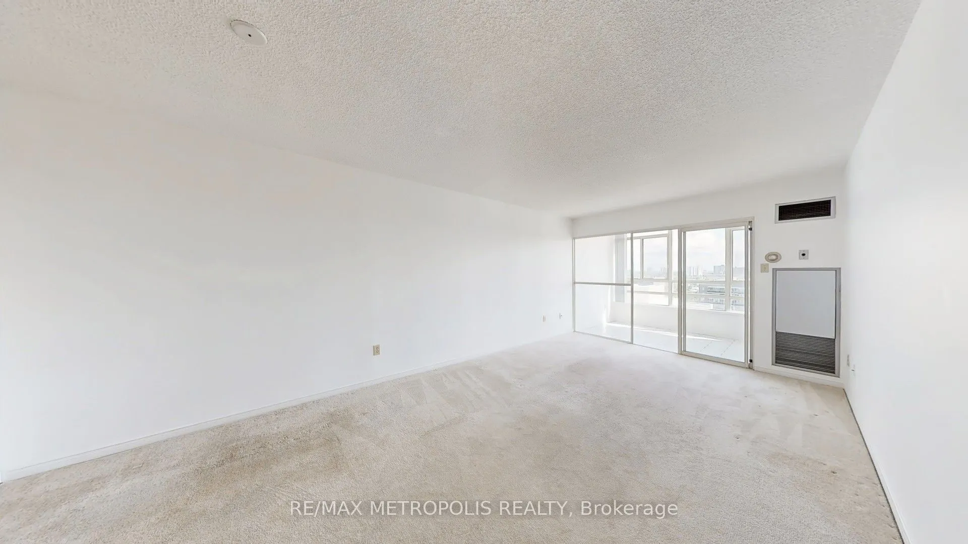 75 King Street E, #1609