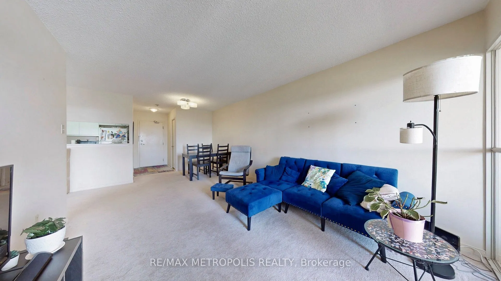 75 King Street E, #1709