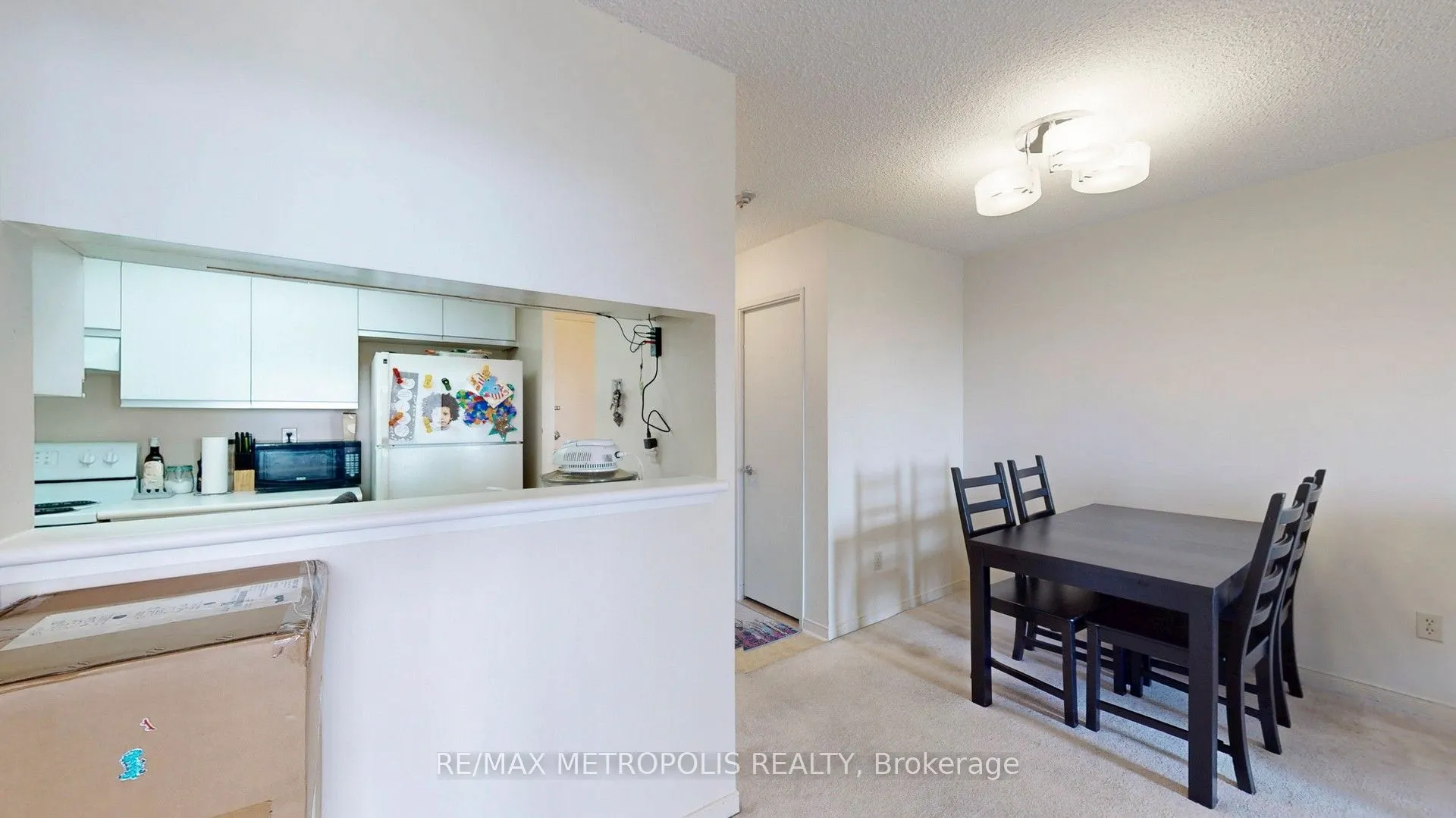75 King Street E, #1709