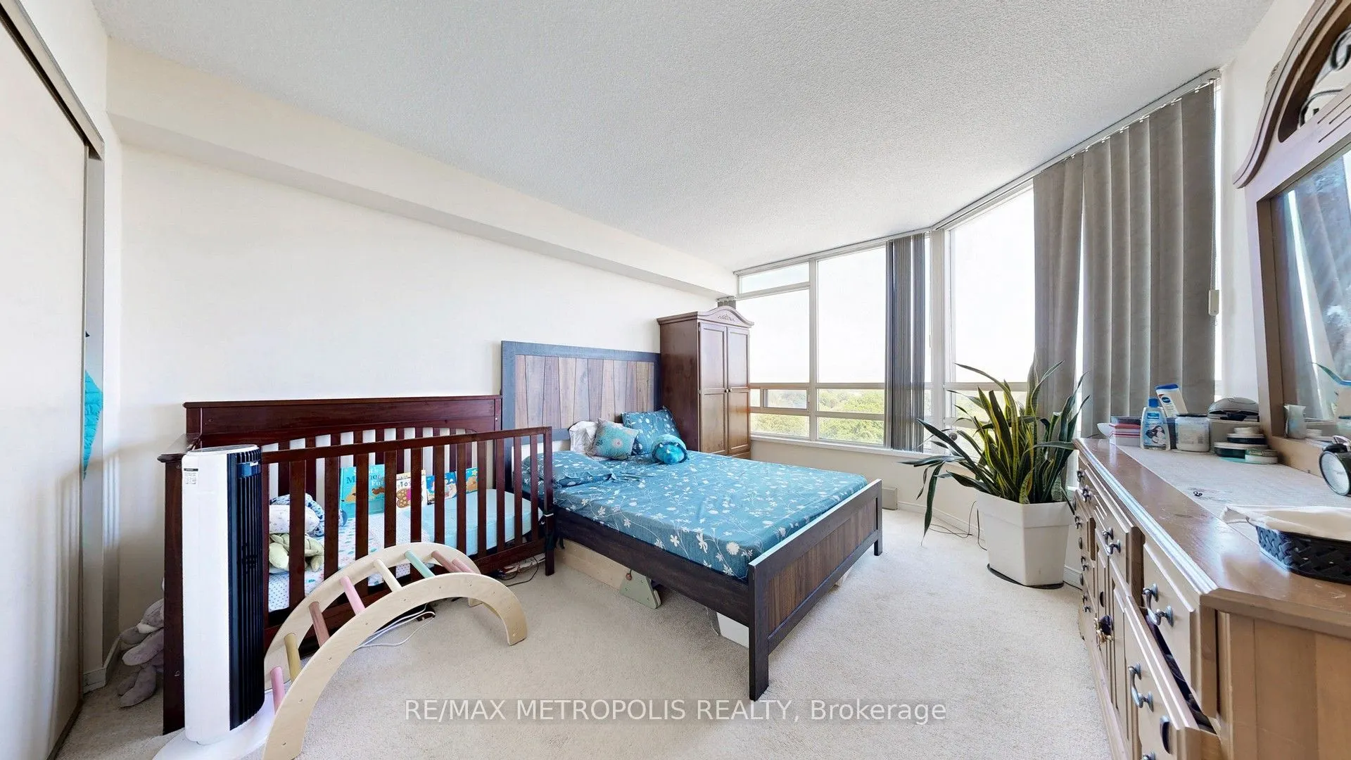 75 King Street E, #1202