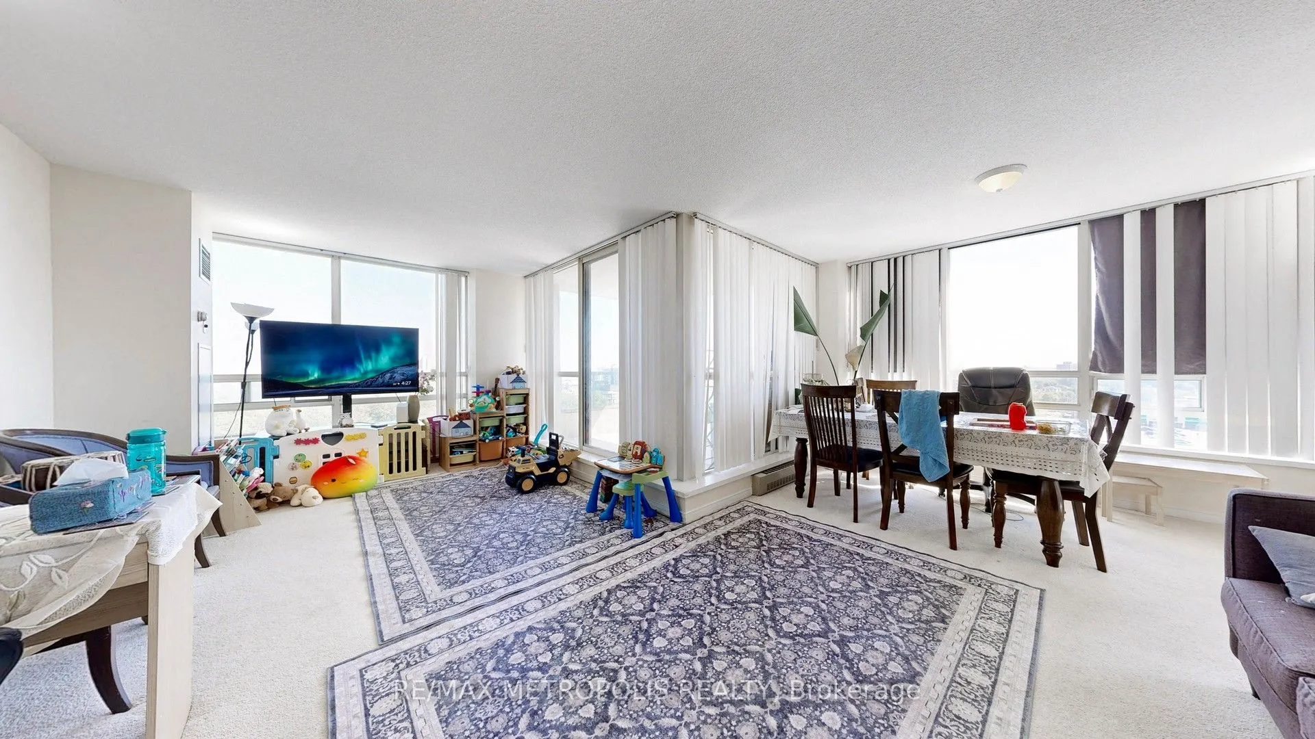 75 King Street E, #1202