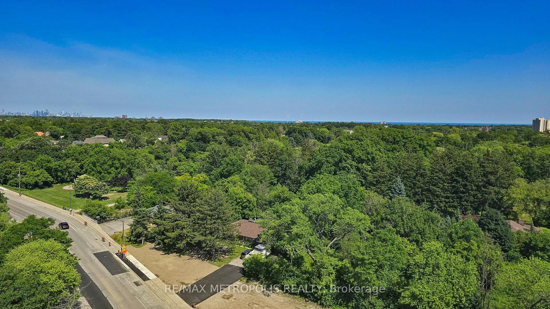 75 King Street E, #1202