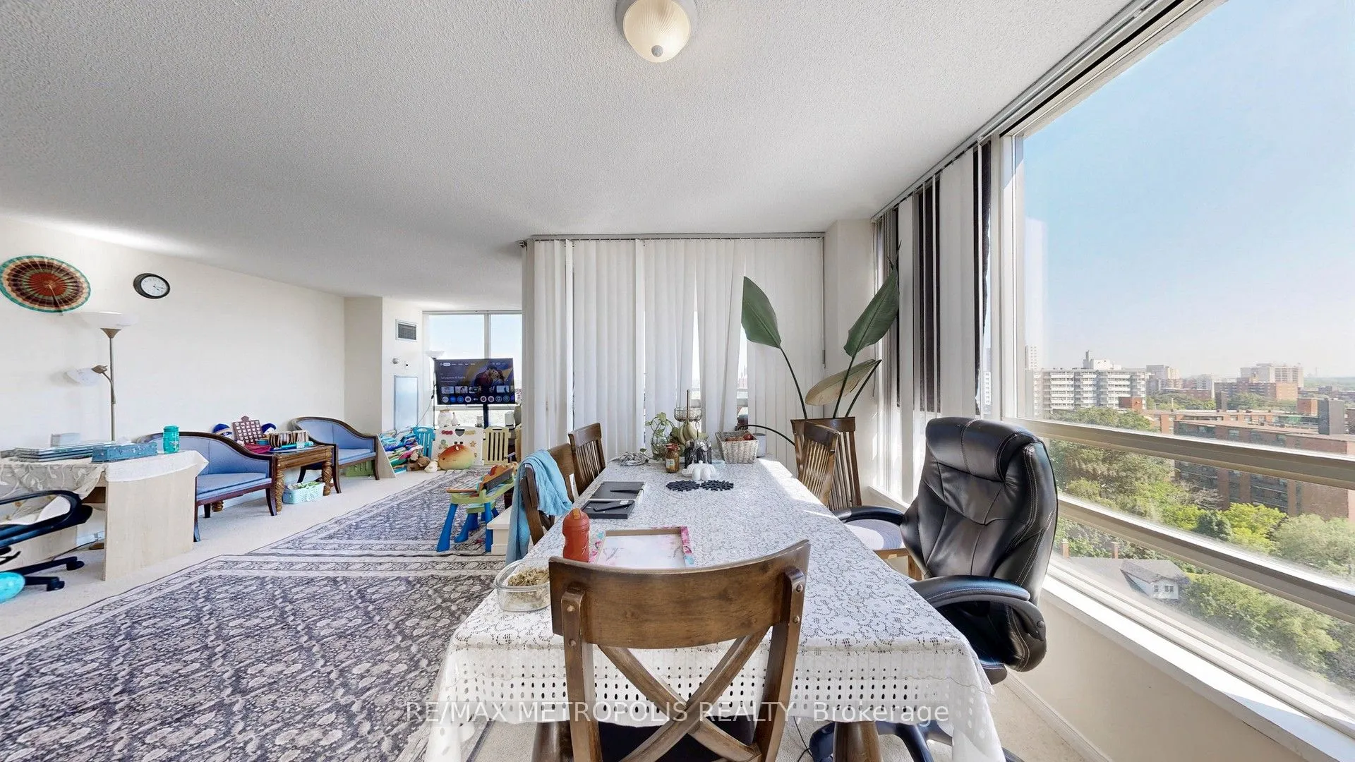 75 King Street E, #1202