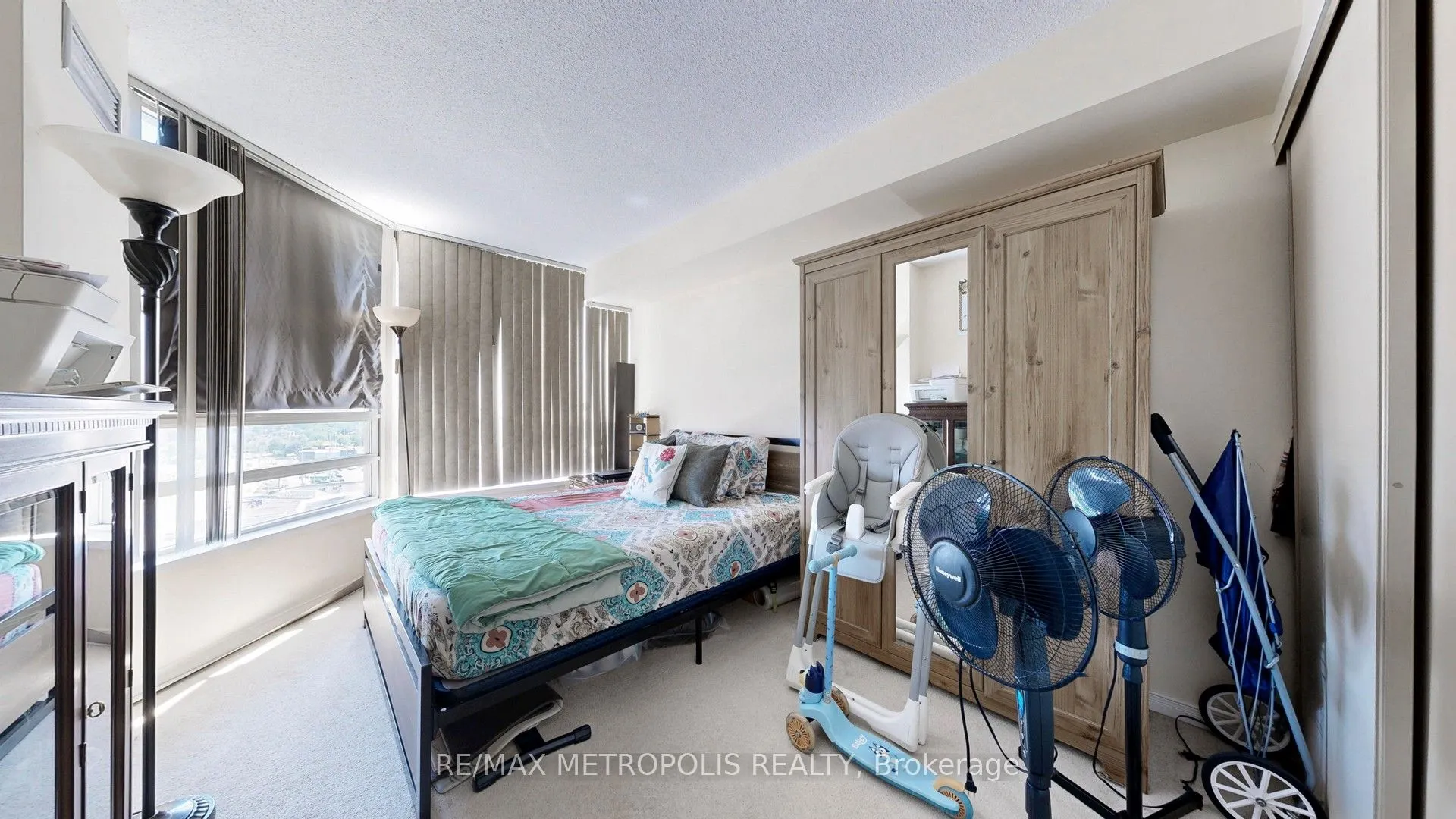 75 King Street E, #1202