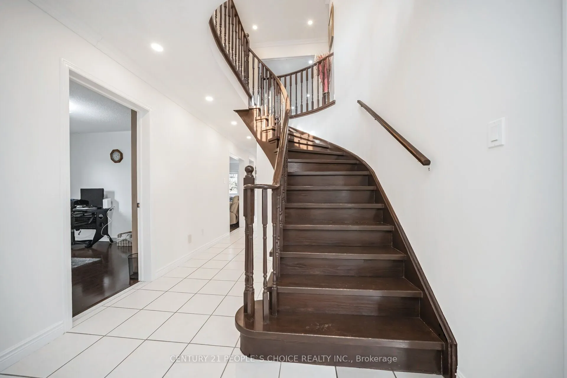 18 BLACKWELL Place
