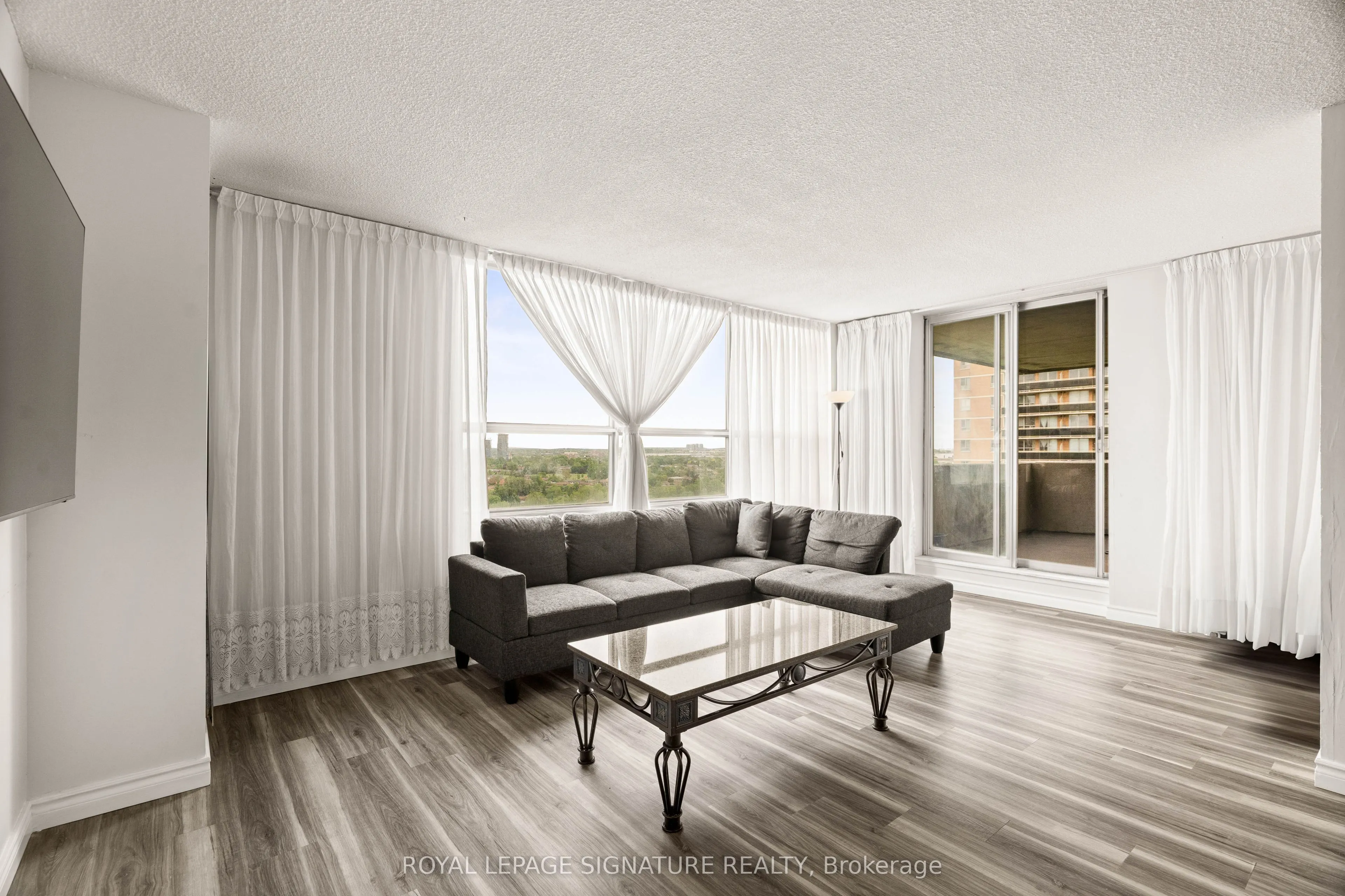 40 Panorama Court, #1411
