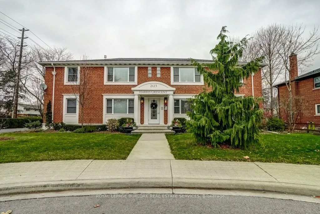 2123 Harris Crescent, #2