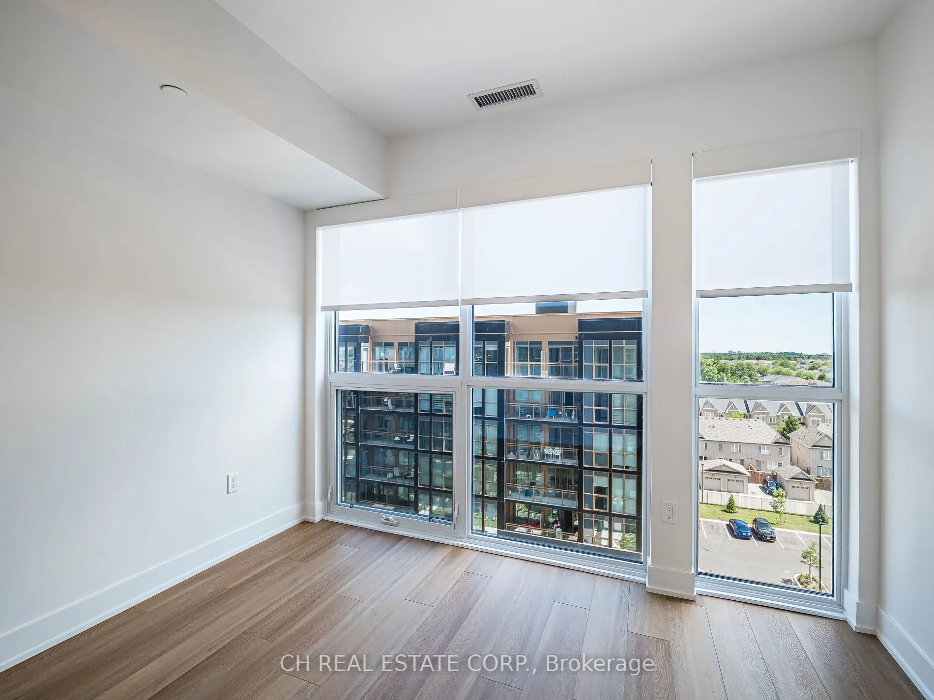 803-2333 Khalsa Gate, #803
