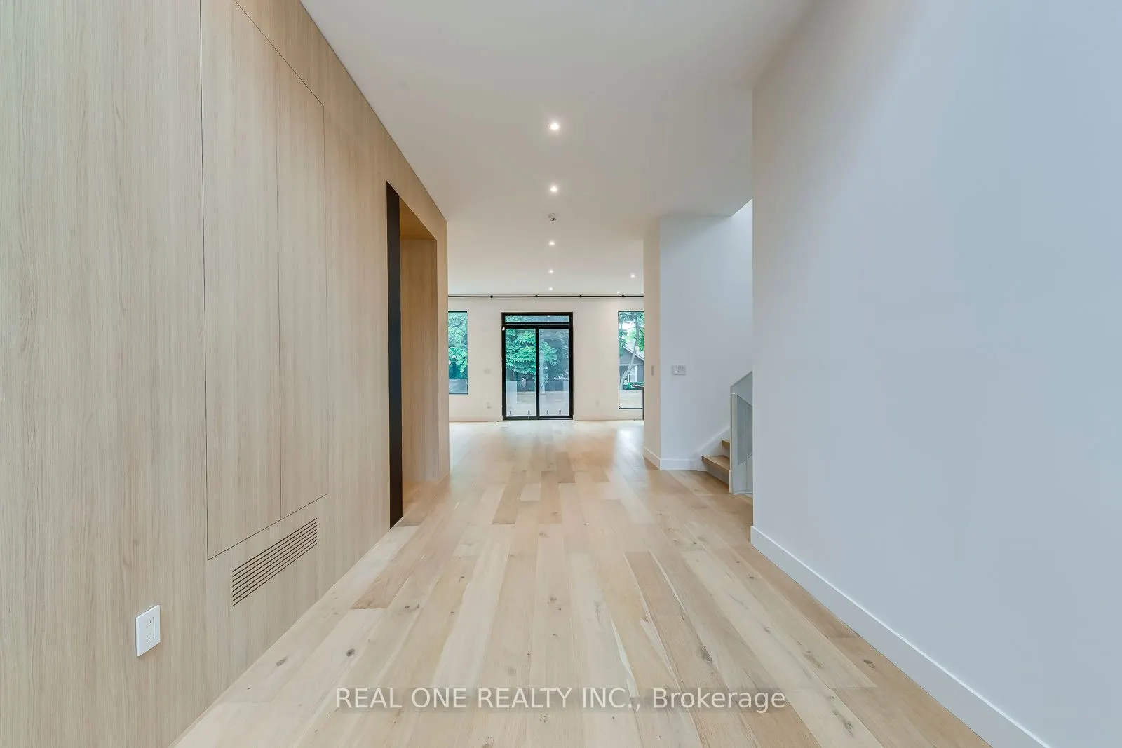 1405 ACTON Crescent
