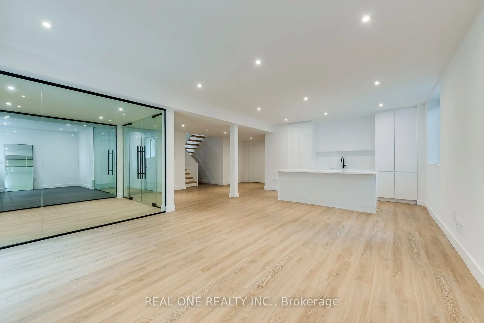 1405 ACTON Crescent