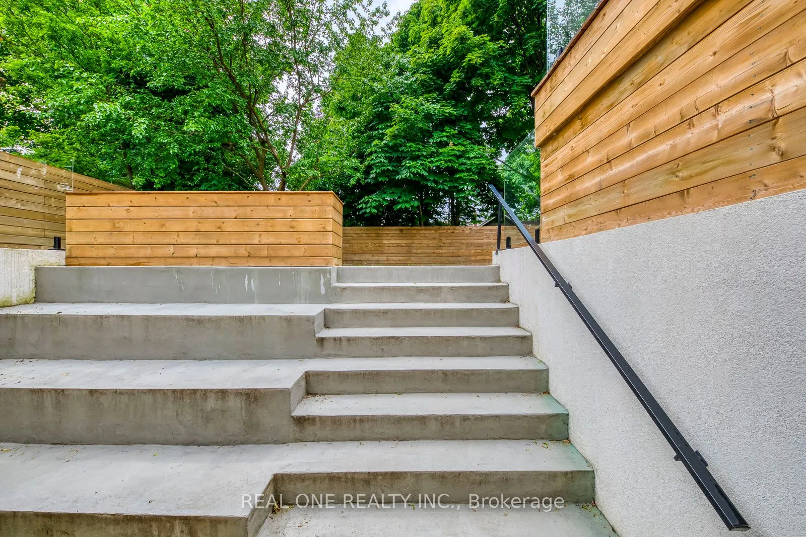 1405 ACTON Crescent