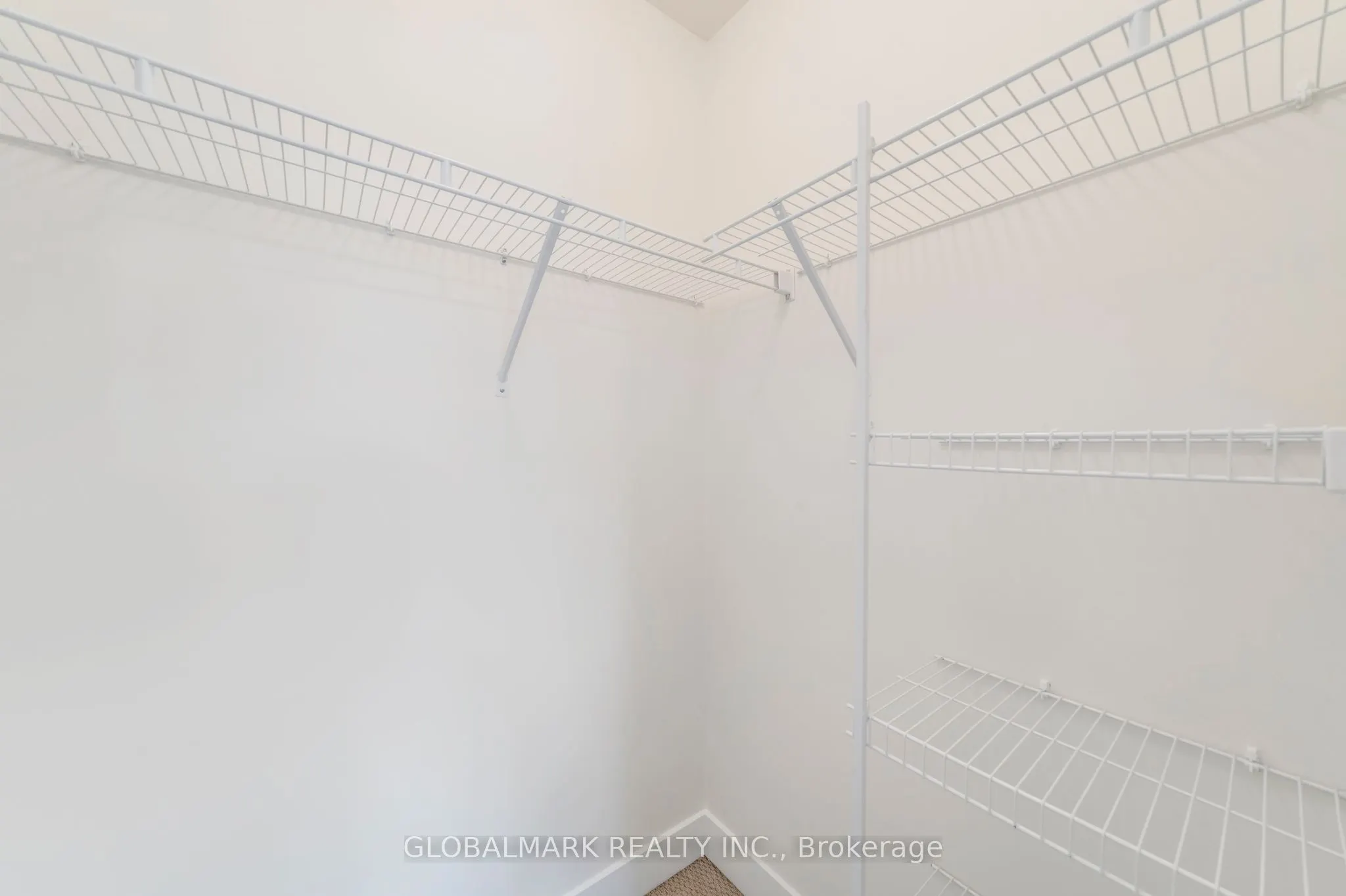 128 Garden Drive, #322