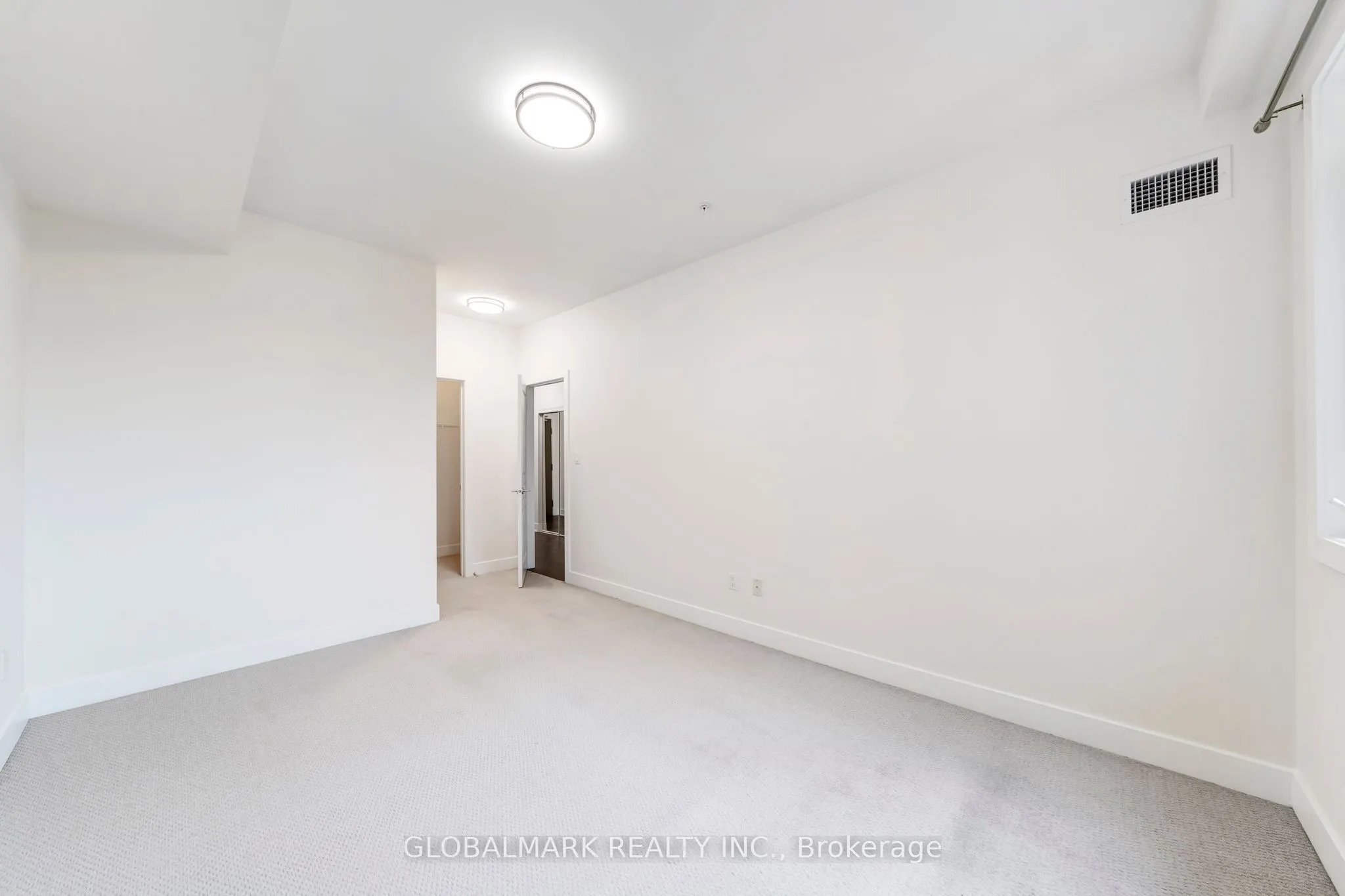 128 Garden Drive, #322