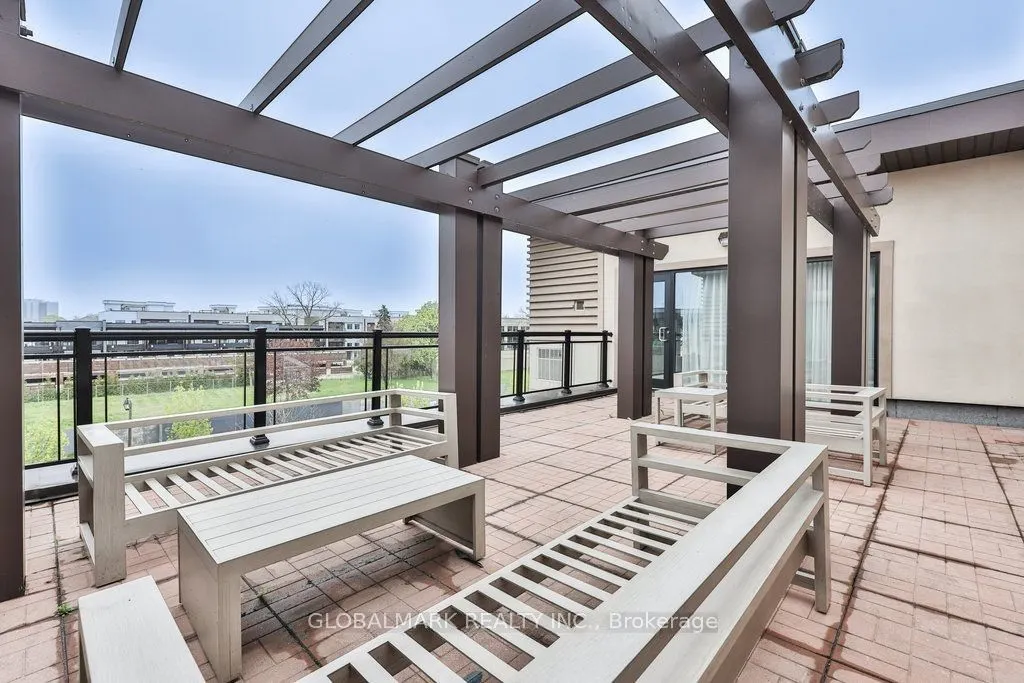 128 Garden Drive, #322
