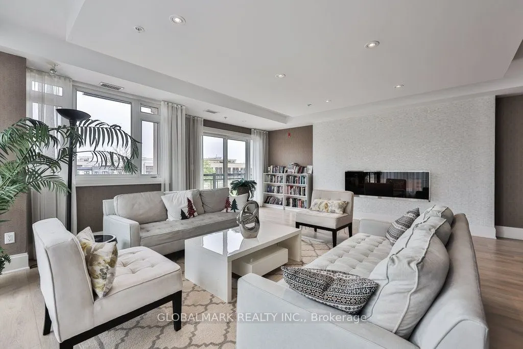 128 Garden Drive, #322