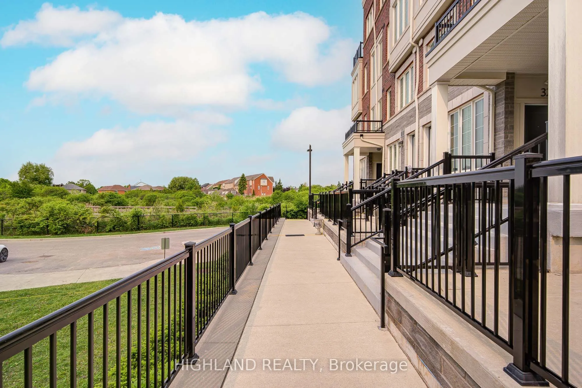 2199 Lillykin Street #28