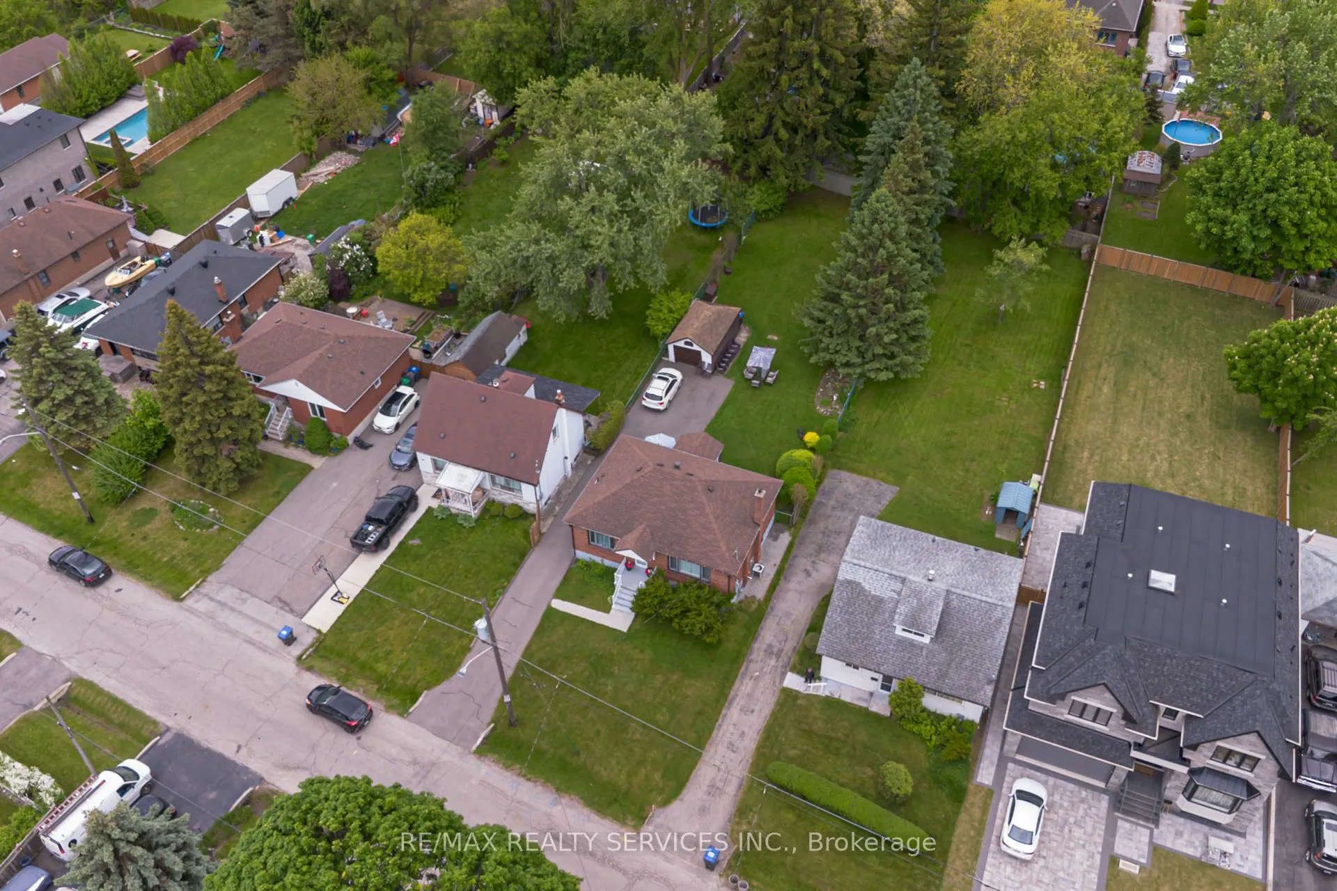1076 Orchard Road