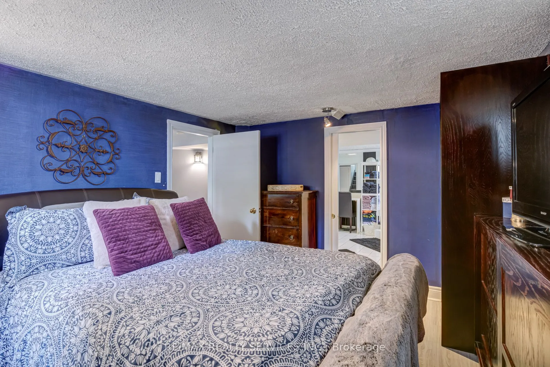 1076 Orchard Road
