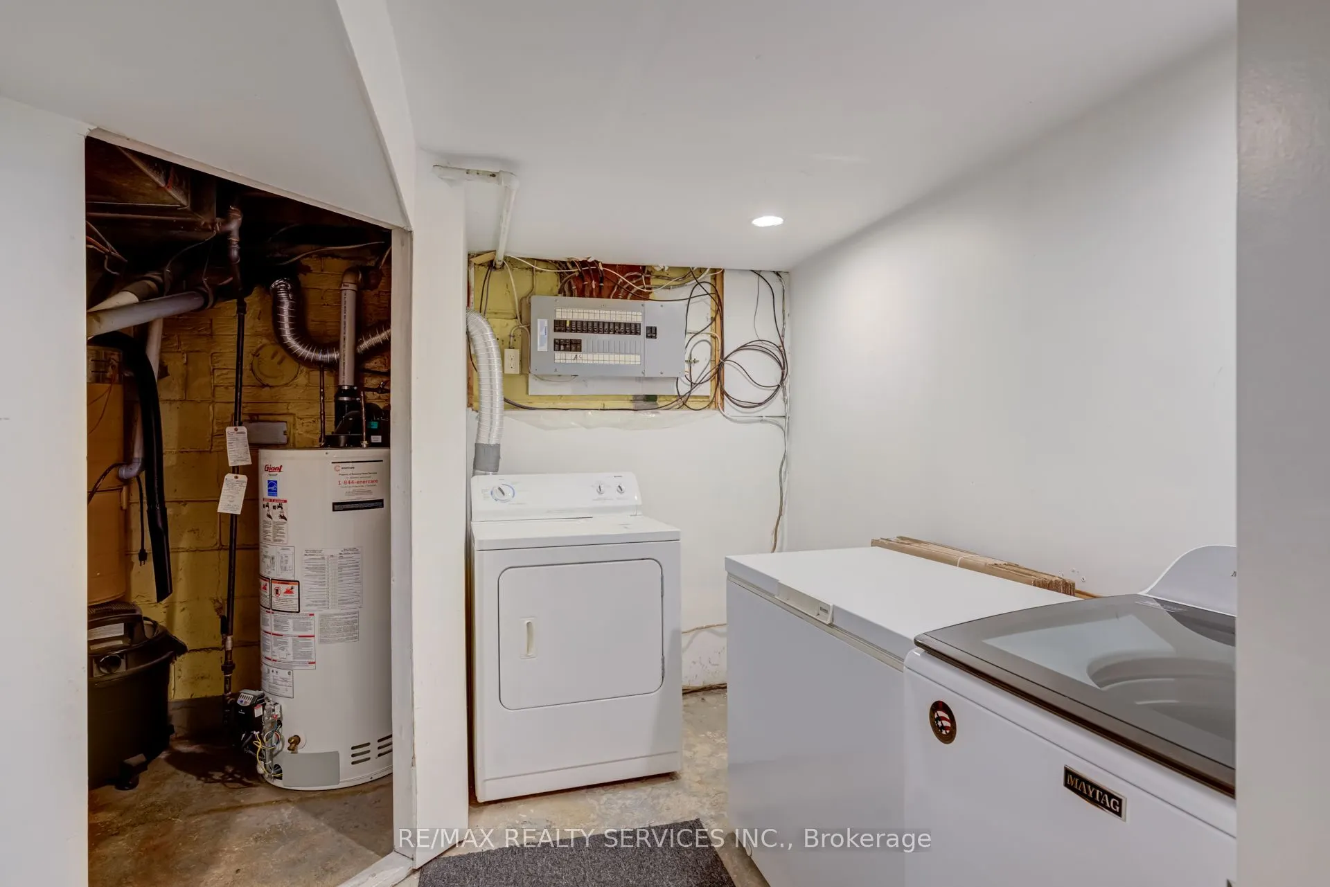 1076 Orchard Road