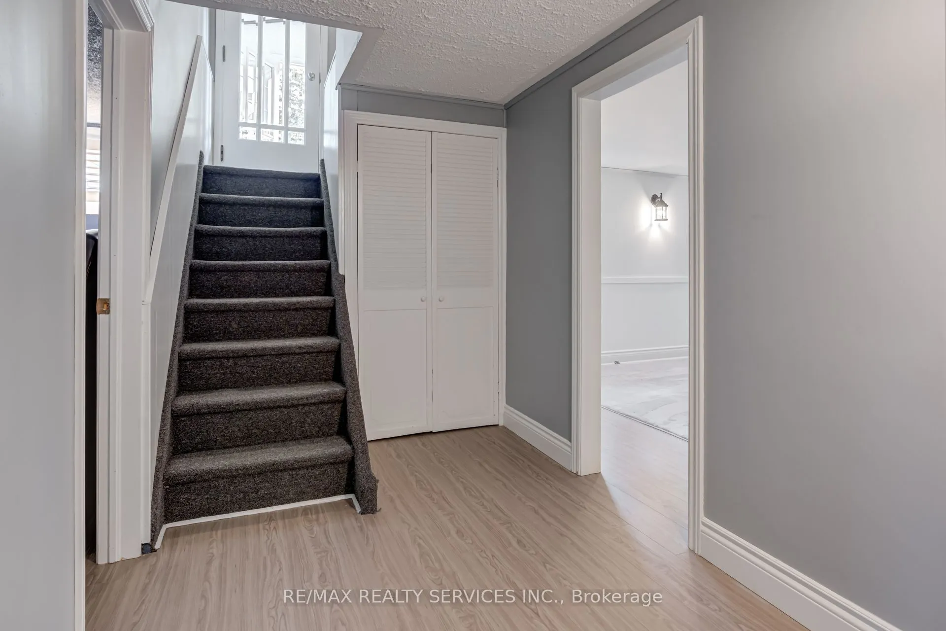 1076 Orchard Road