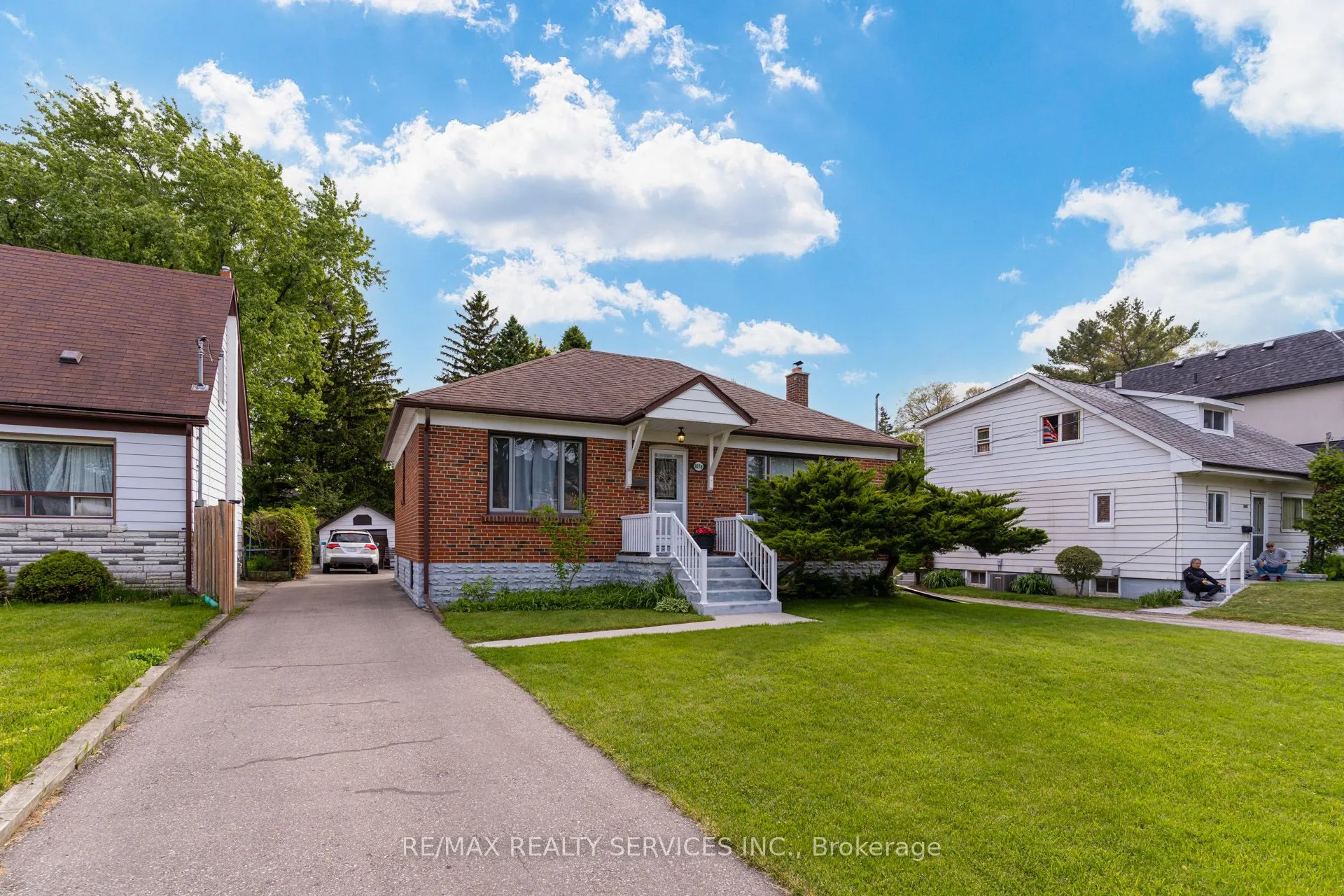 1076 Orchard Road