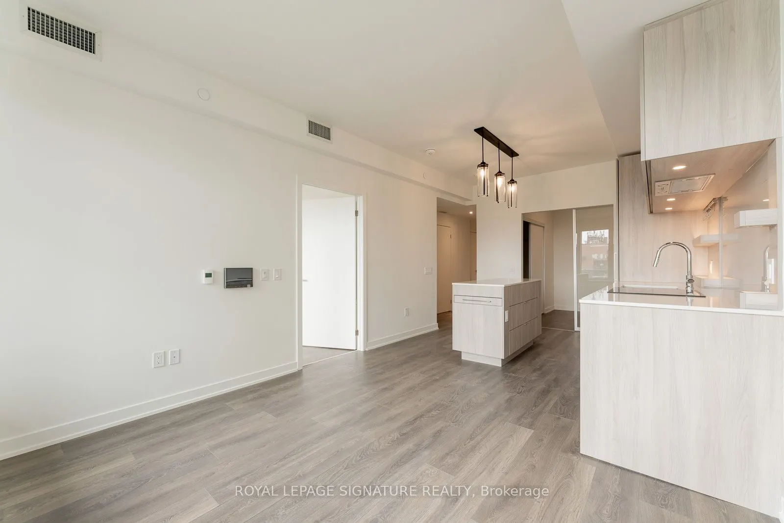 28 Ann Street, #717