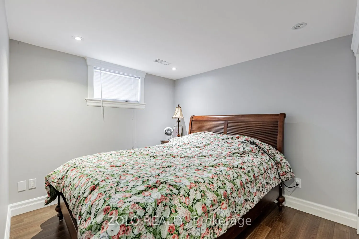 1 Forthbridge Crescent