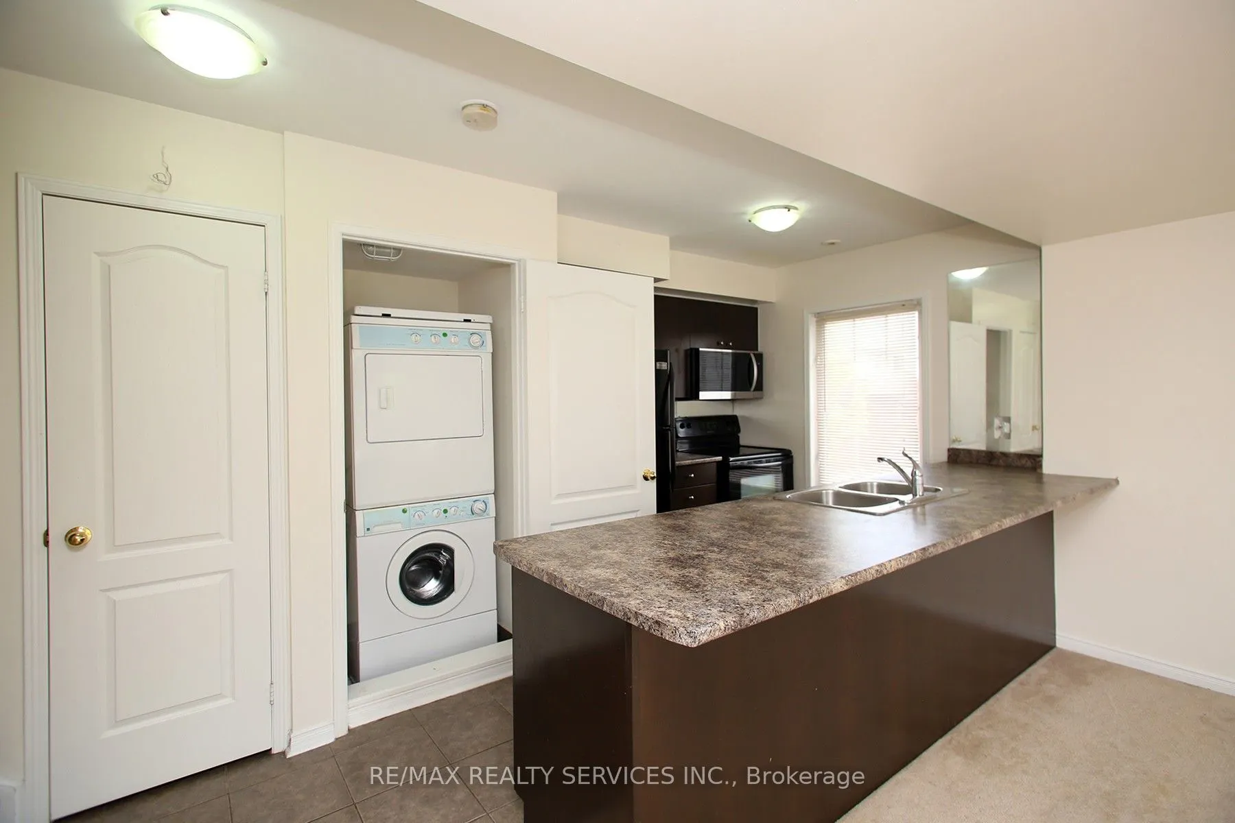 3250 Bentley Drive, #12