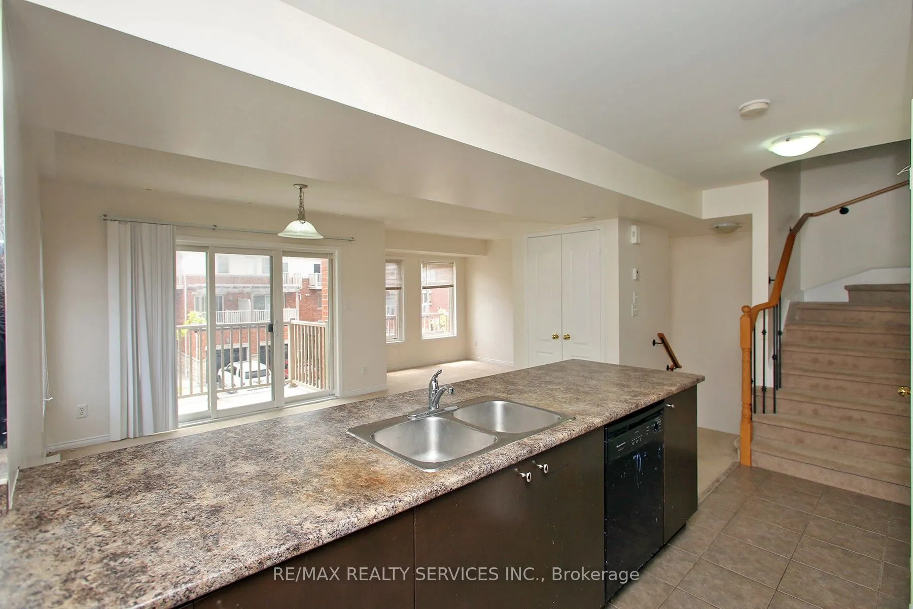 3250 Bentley Drive, #12