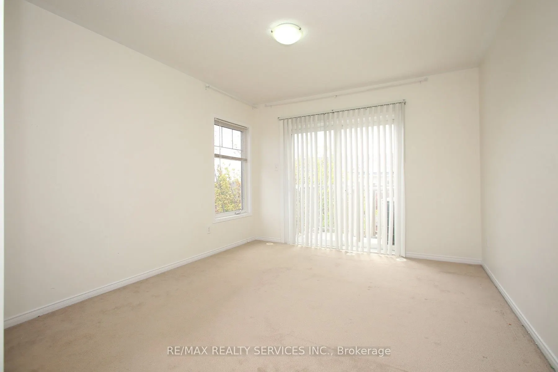 3250 Bentley Drive, #12