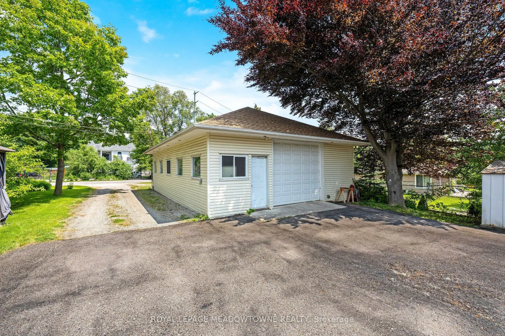 1 Caseley Drive