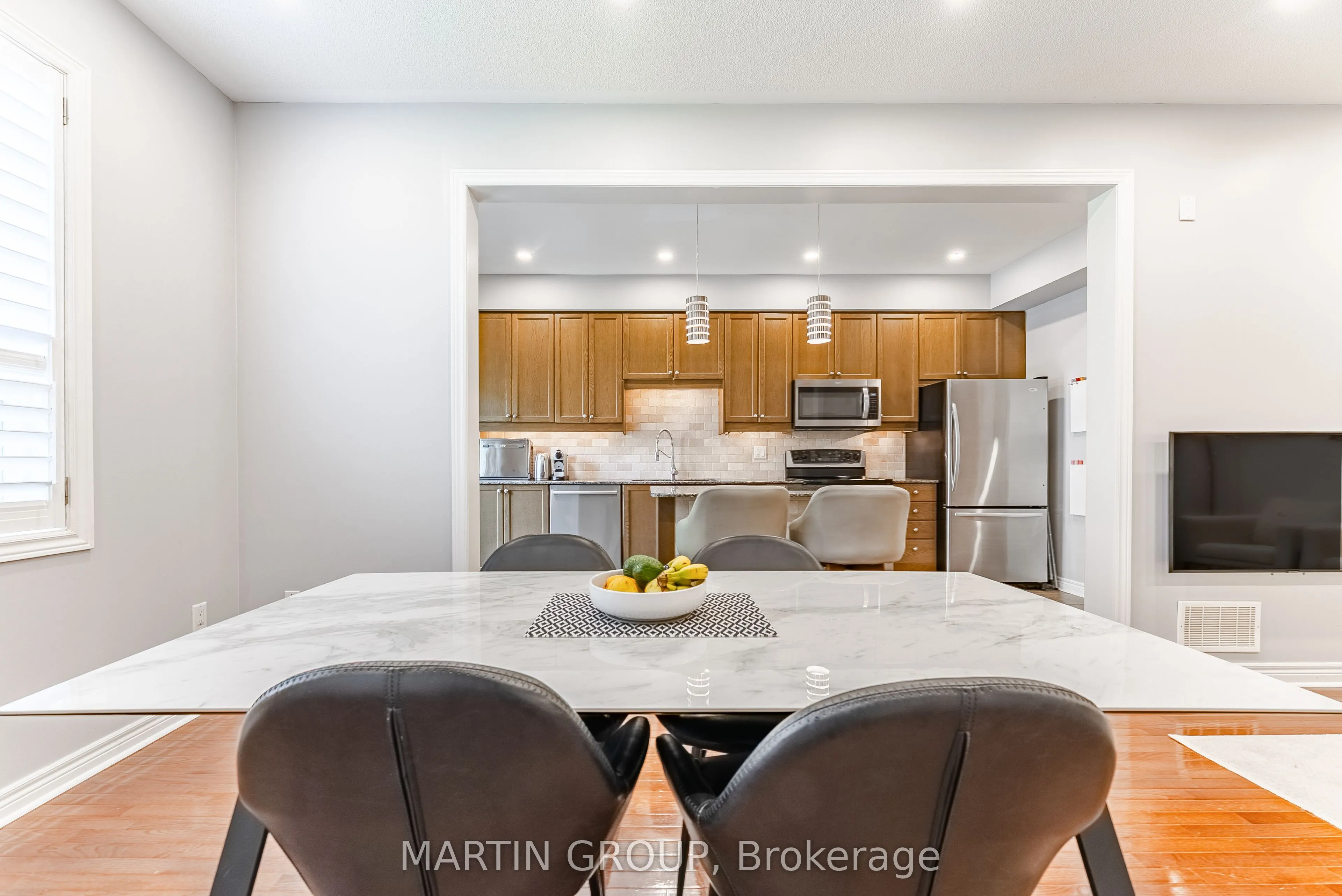 2425 Grand Oak Trail