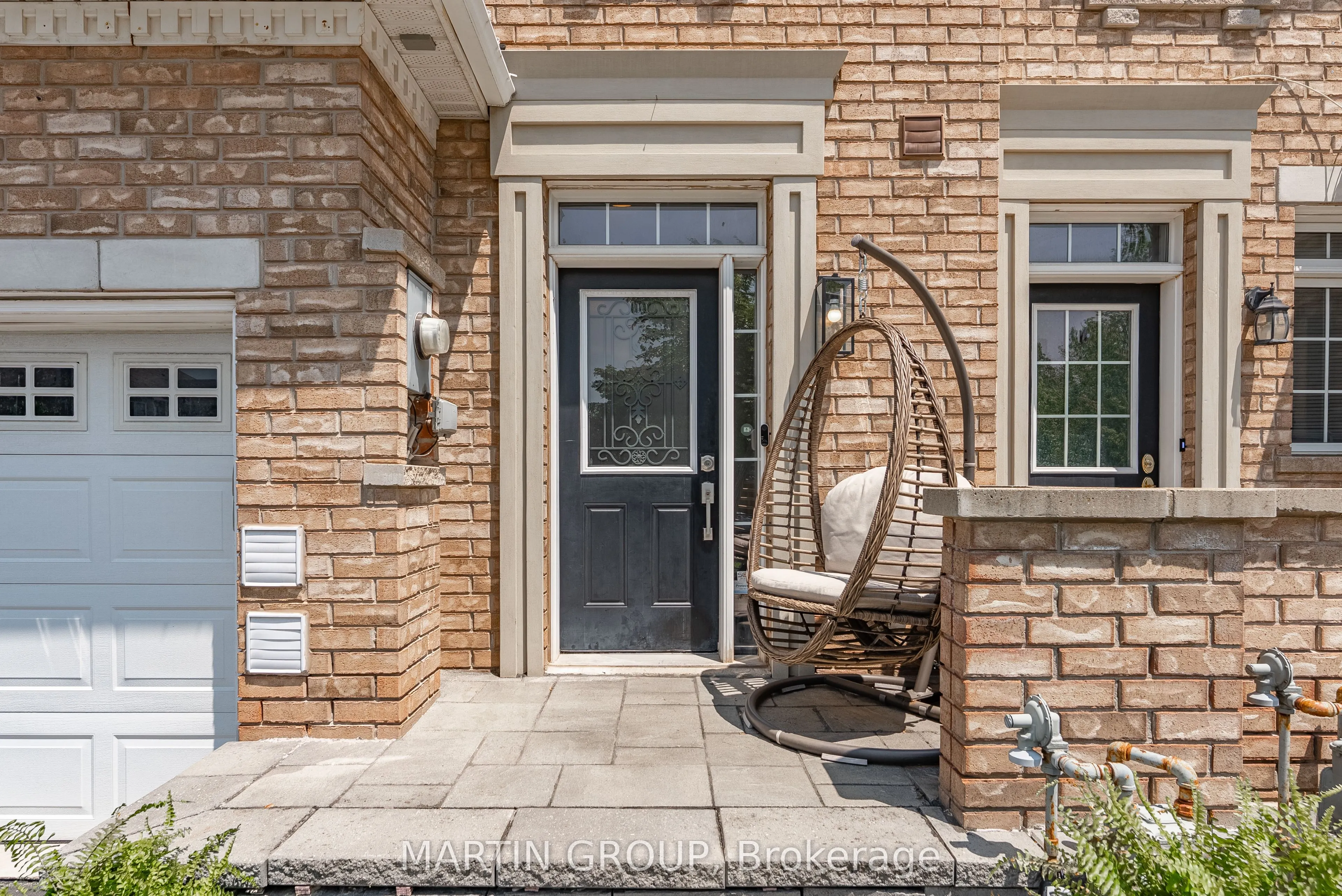 2425 Grand Oak Trail