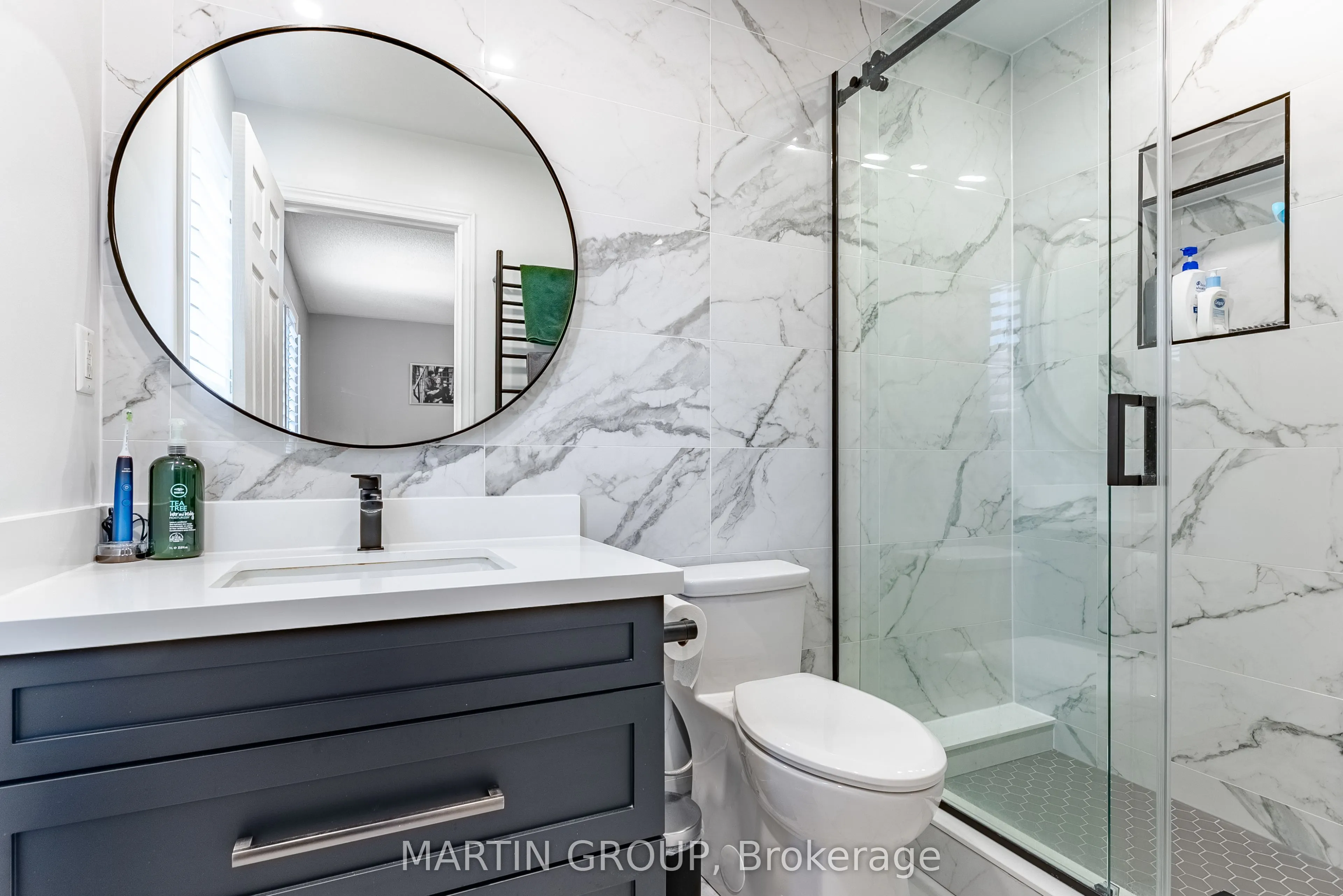 2425 Grand Oak Trail