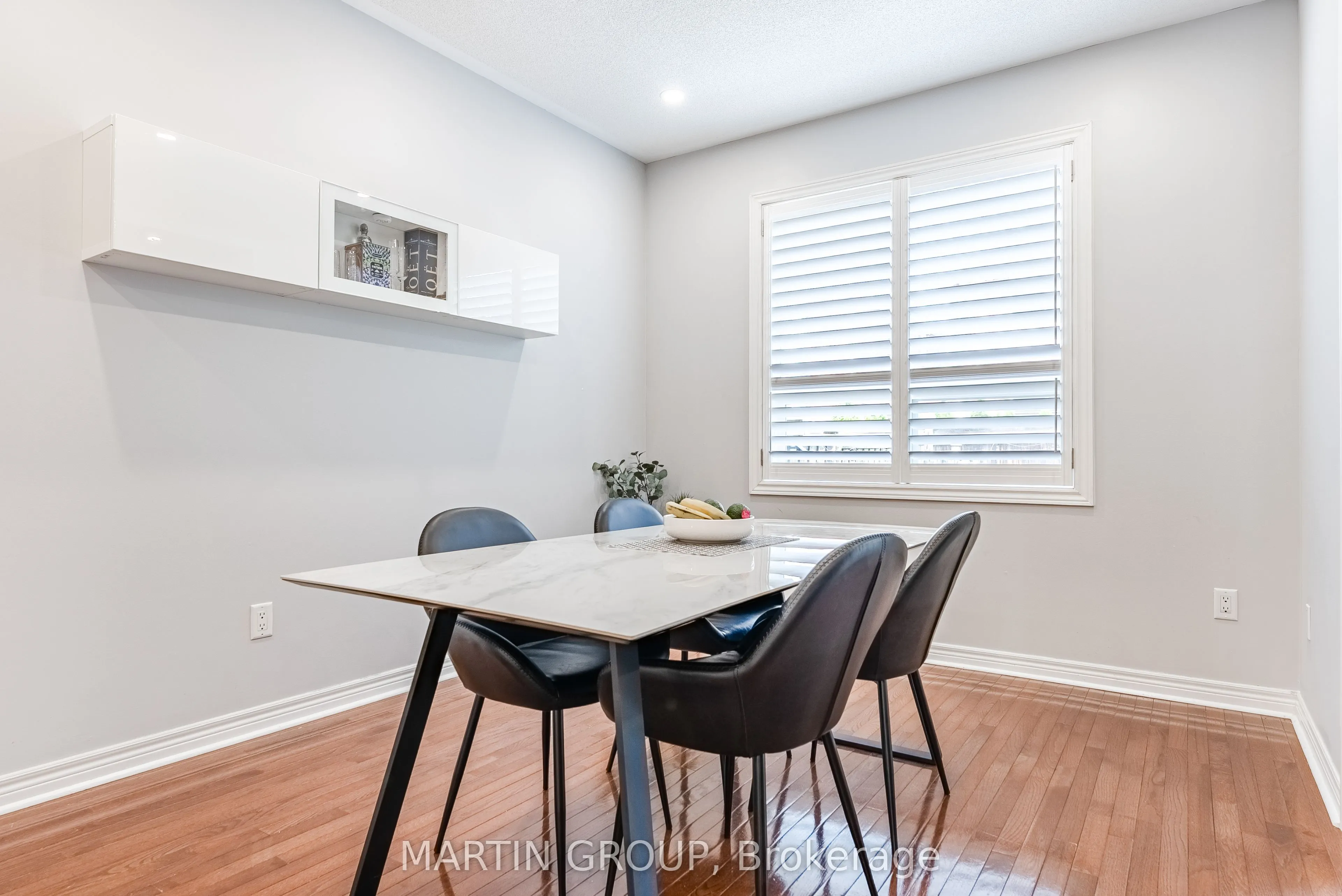 2425 Grand Oak Trail