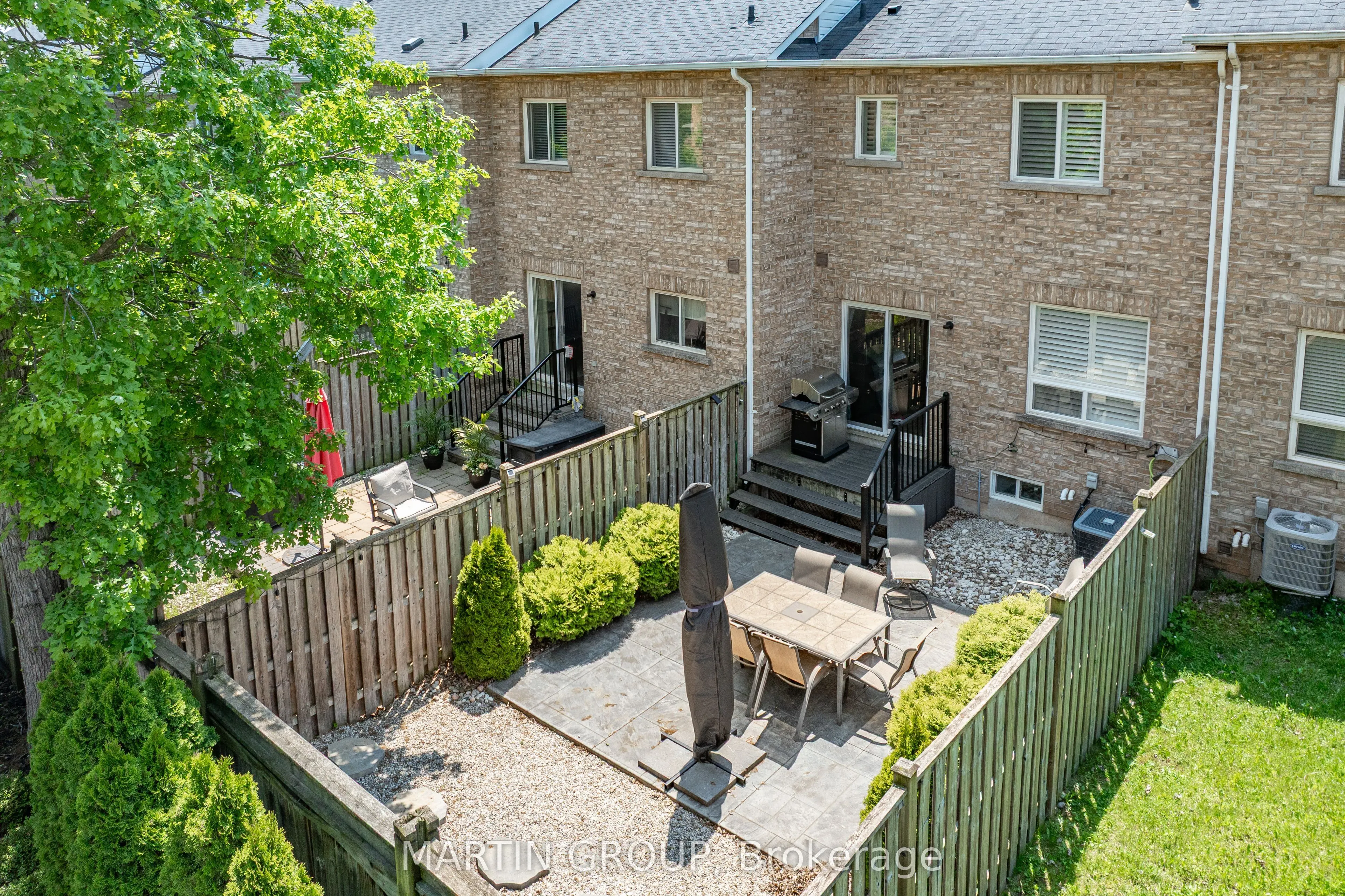 2425 Grand Oak Trail