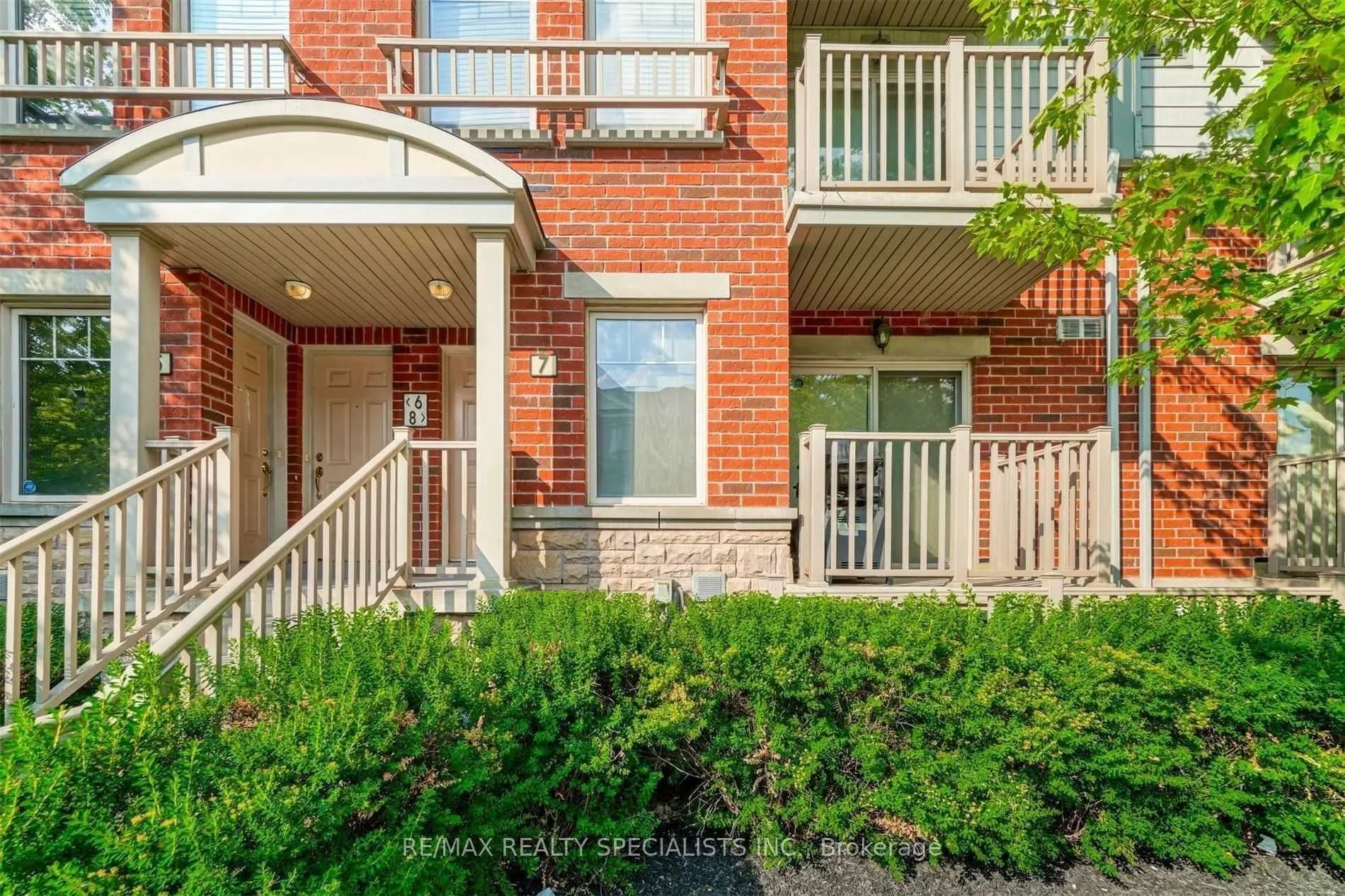 3250 Bentley Drive, #7