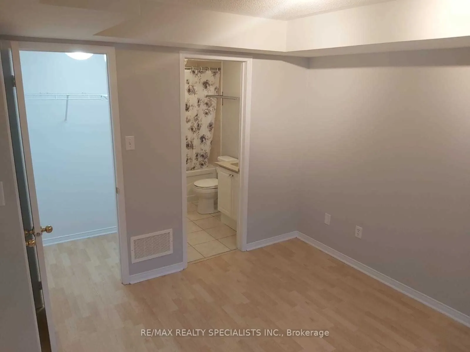 3250 Bentley Drive, #7