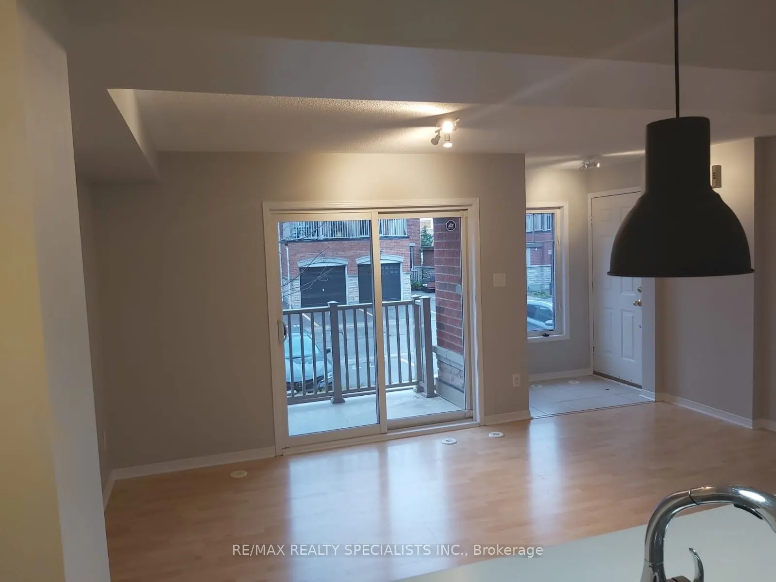 3250 Bentley Drive, #7