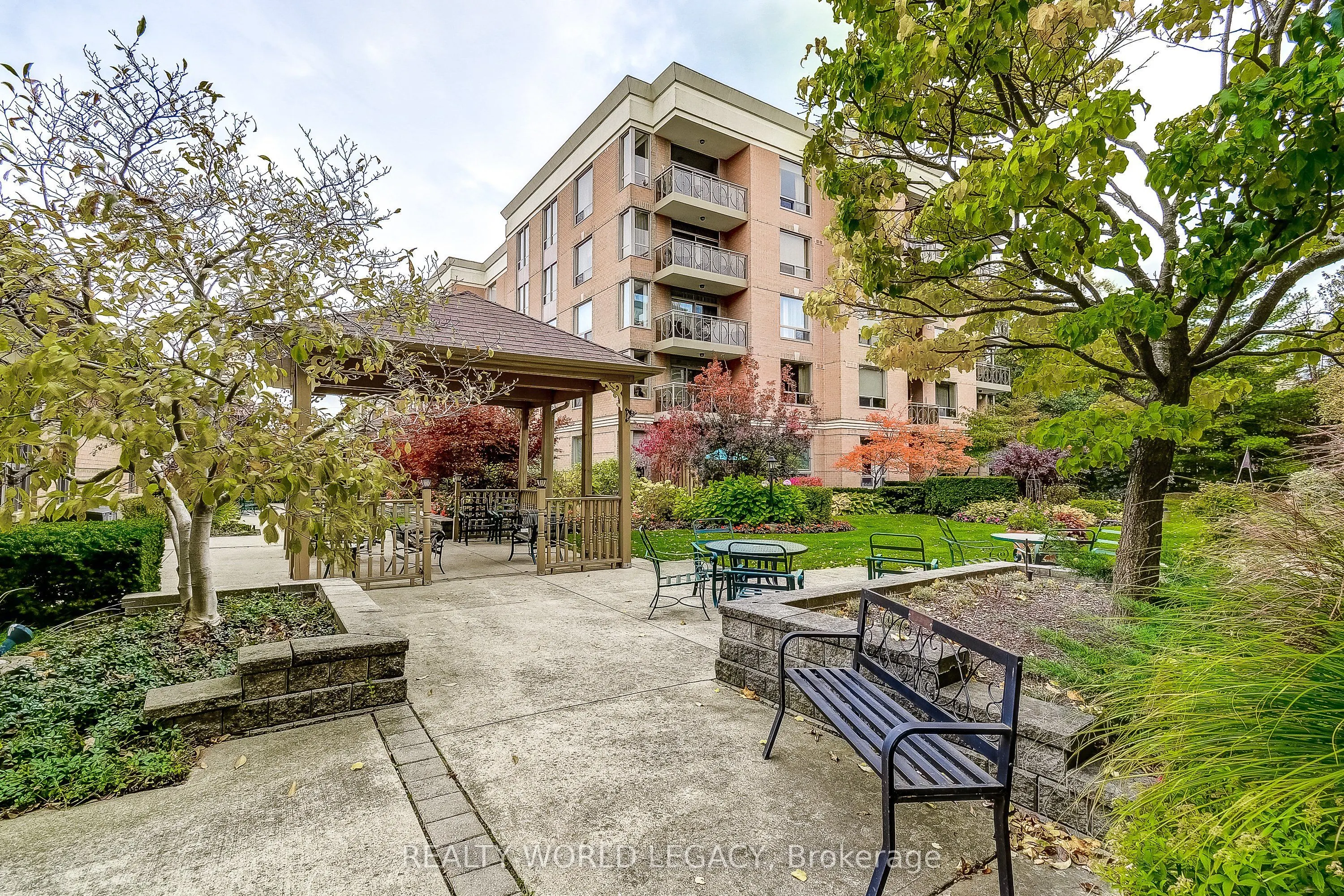 100 Burloak Drive, #1218