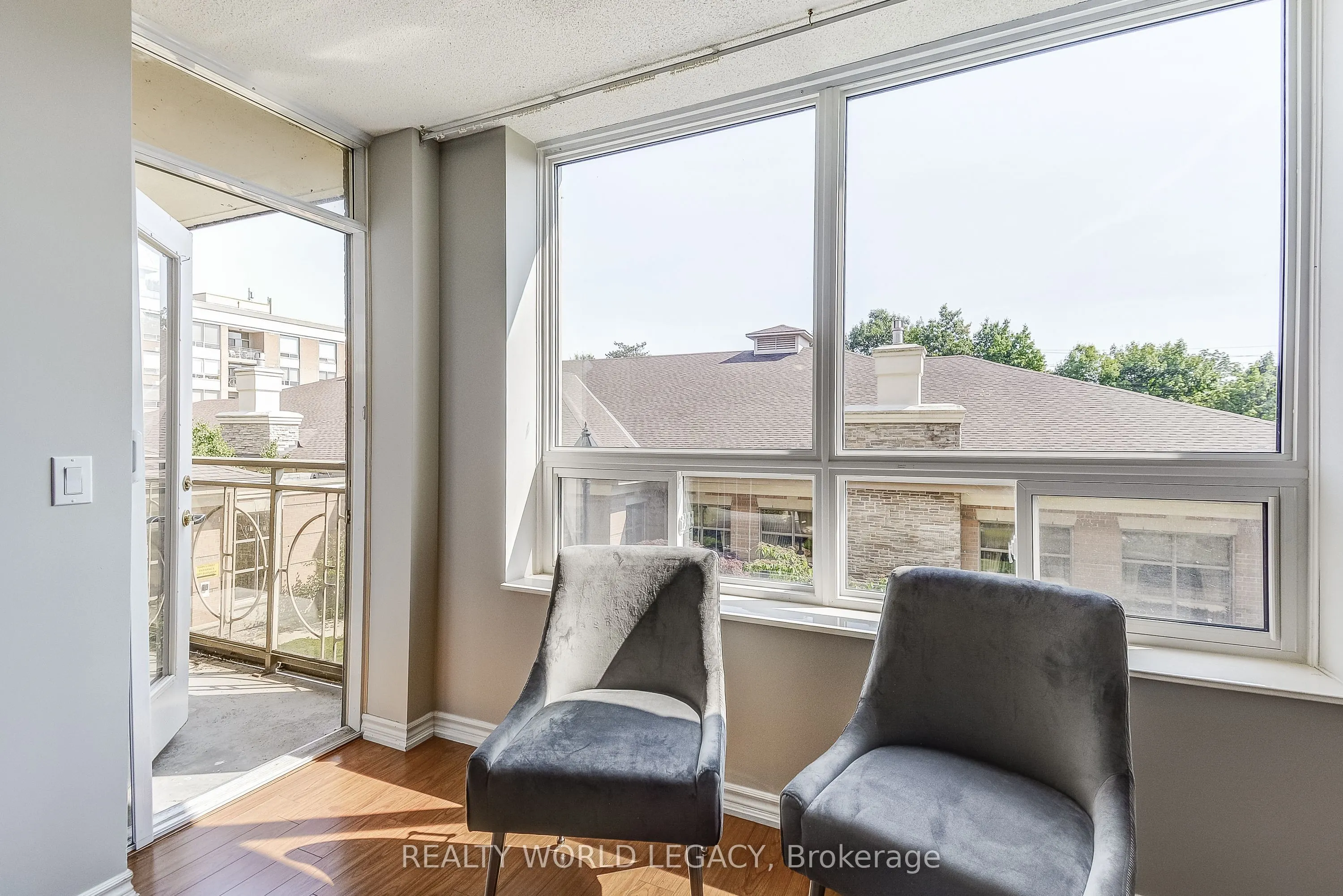 100 Burloak Drive, #1218