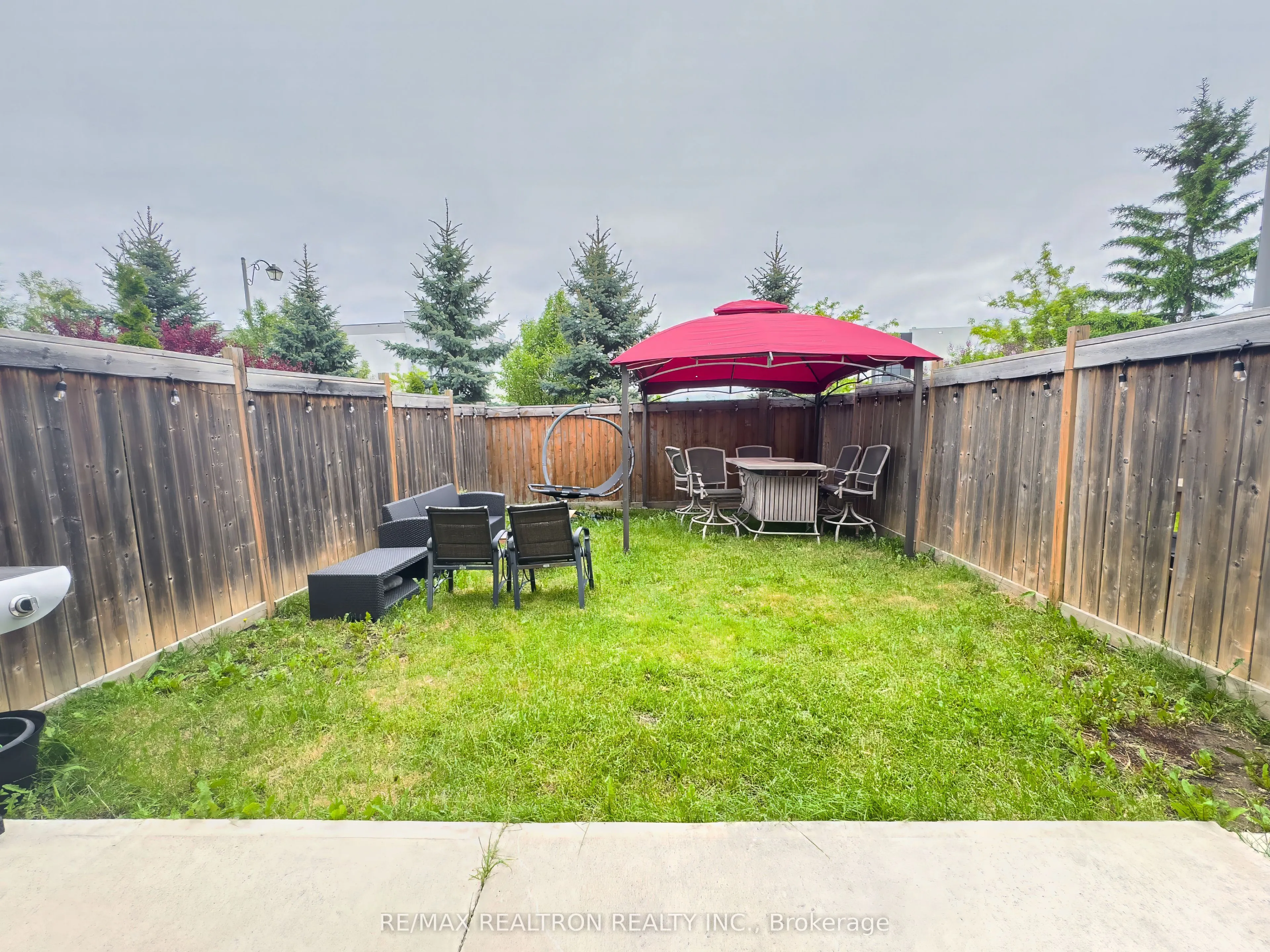 5 Aspenview Avenue