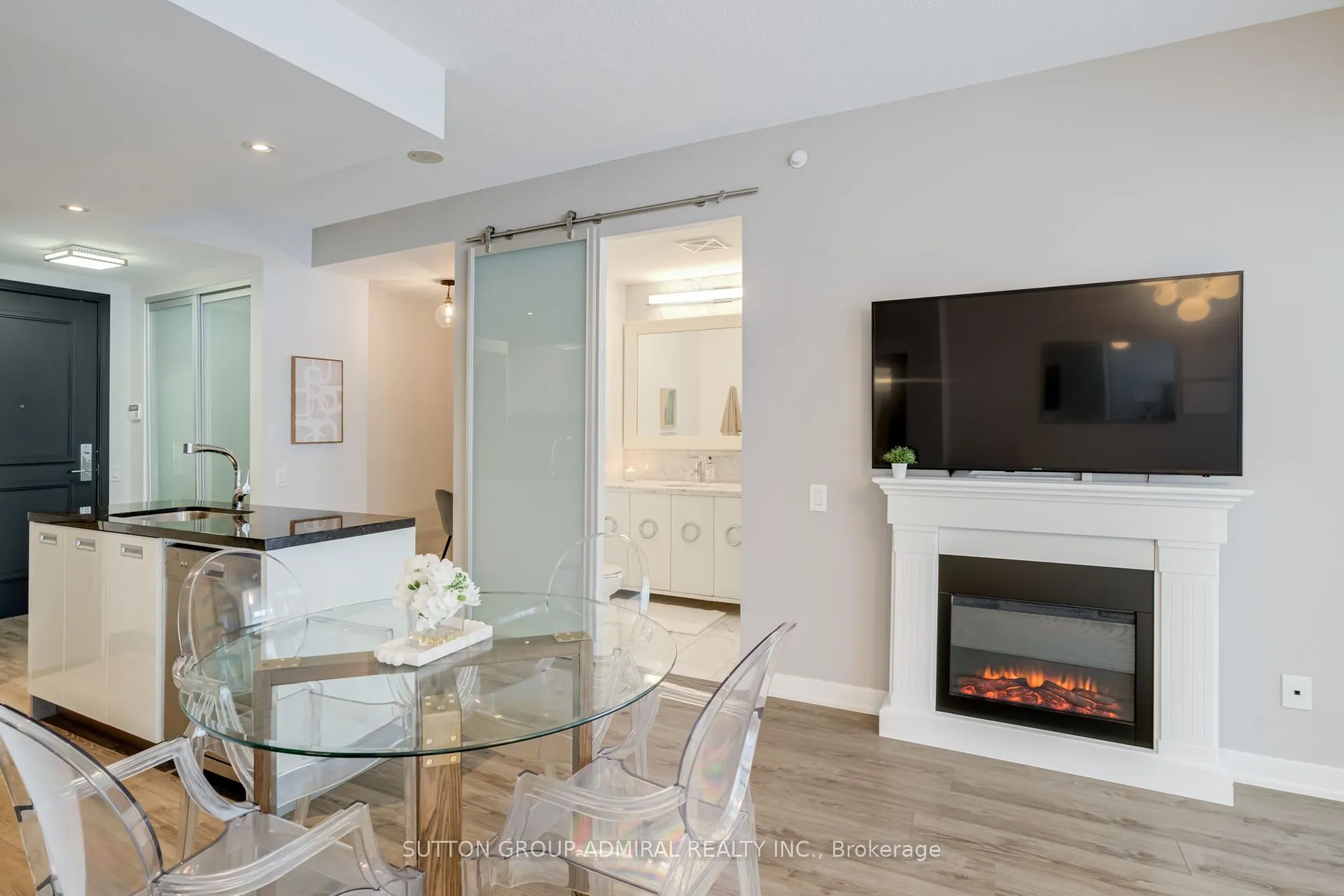 90 Park Lawn Road, #1003