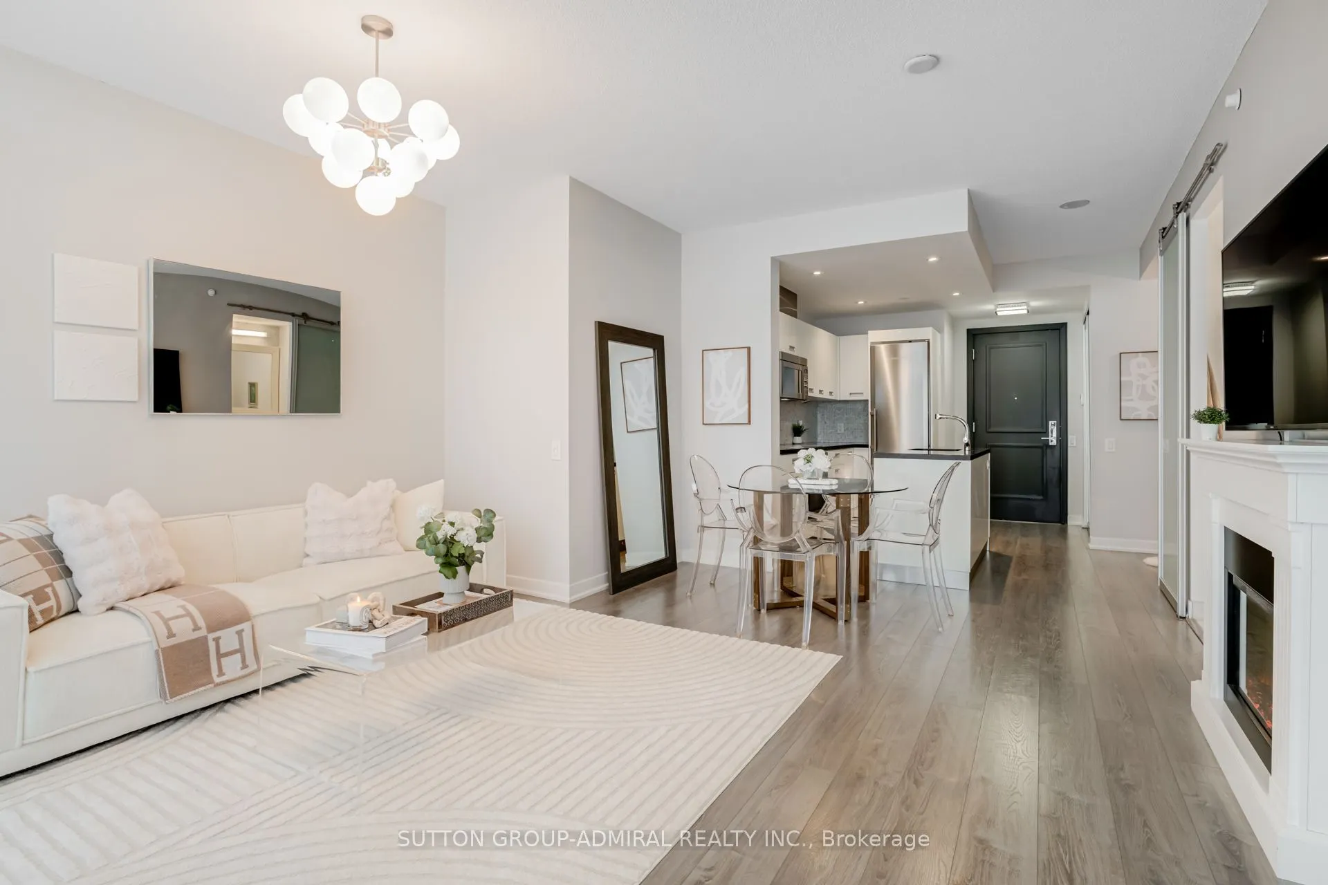 90 Park Lawn Road, #1003