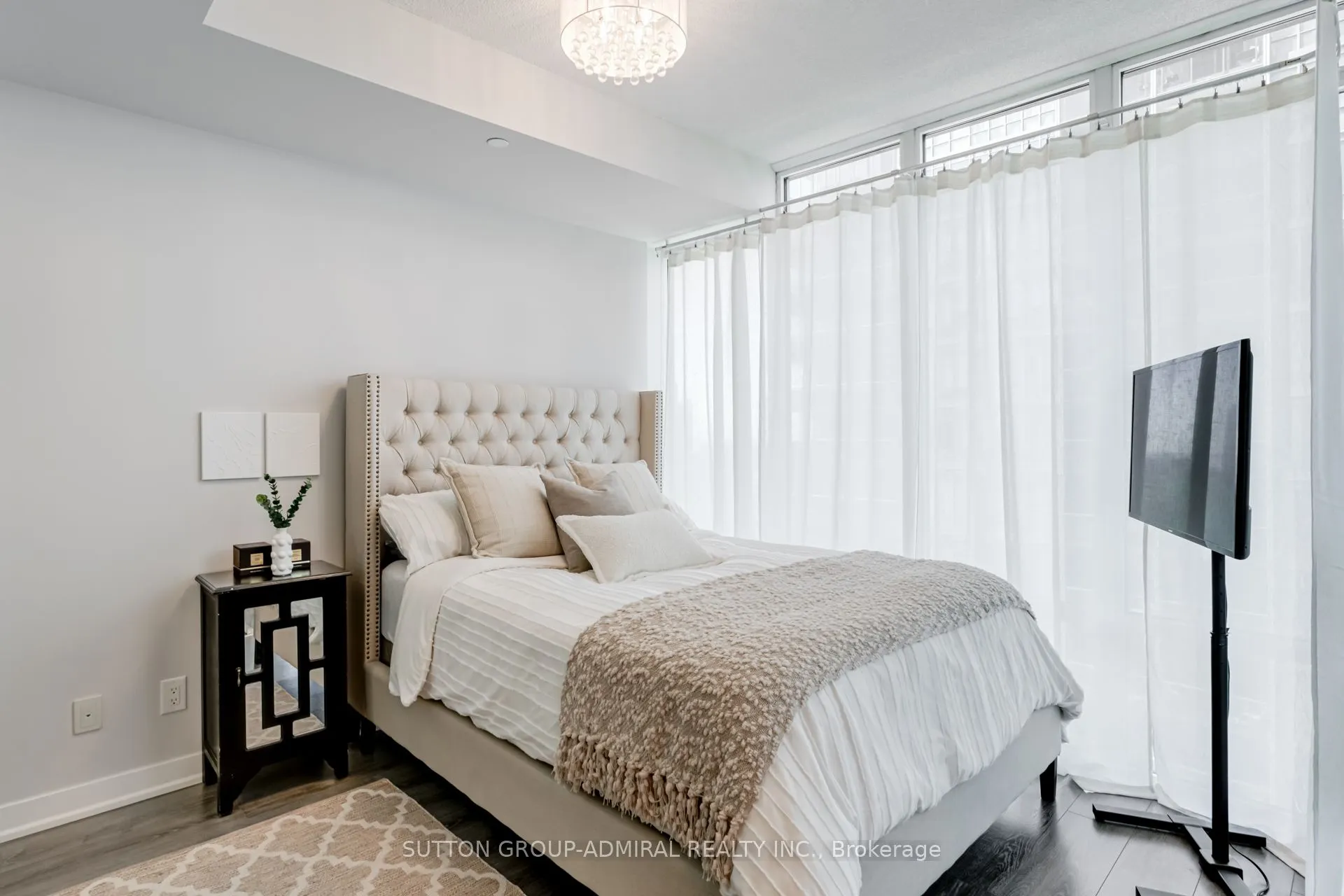 90 Park Lawn Road, #1003