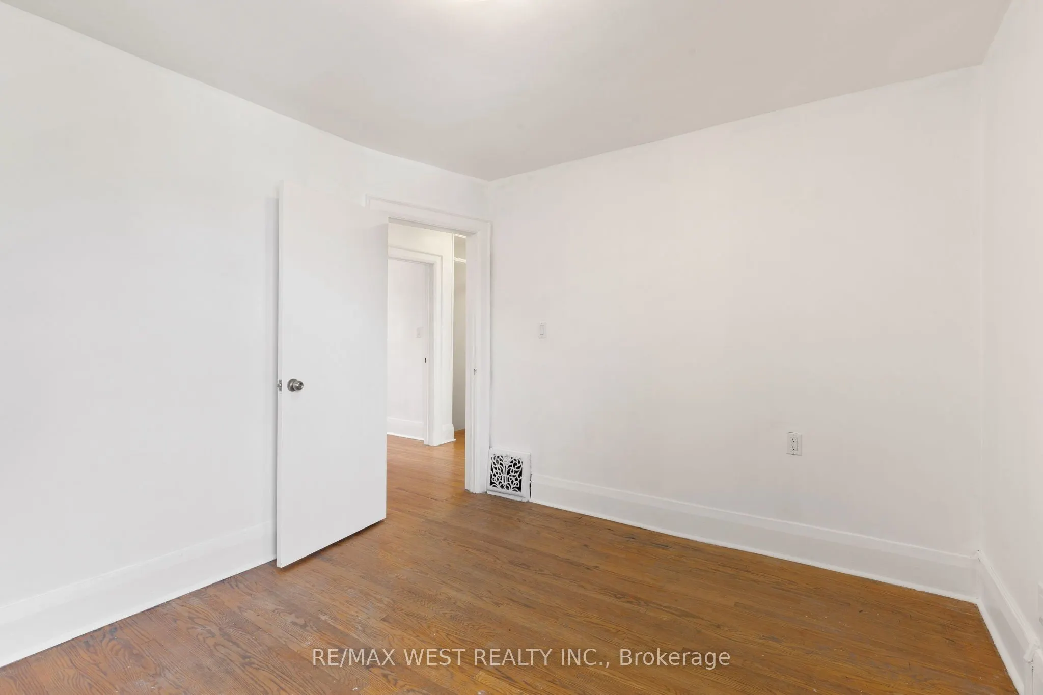 2317 Weston Road